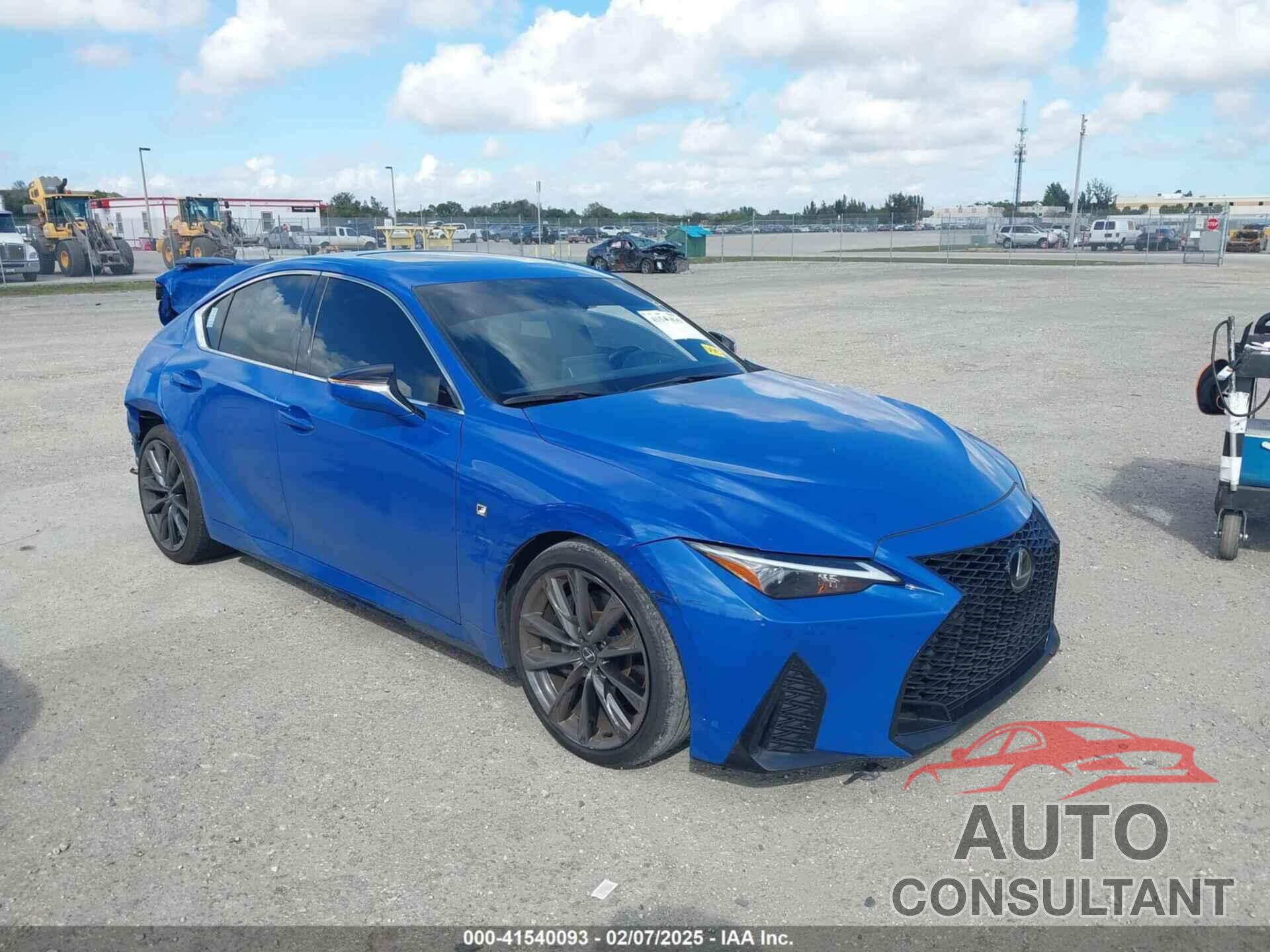 LEXUS IS 350 2023 - JTHGZ1B21P5066464