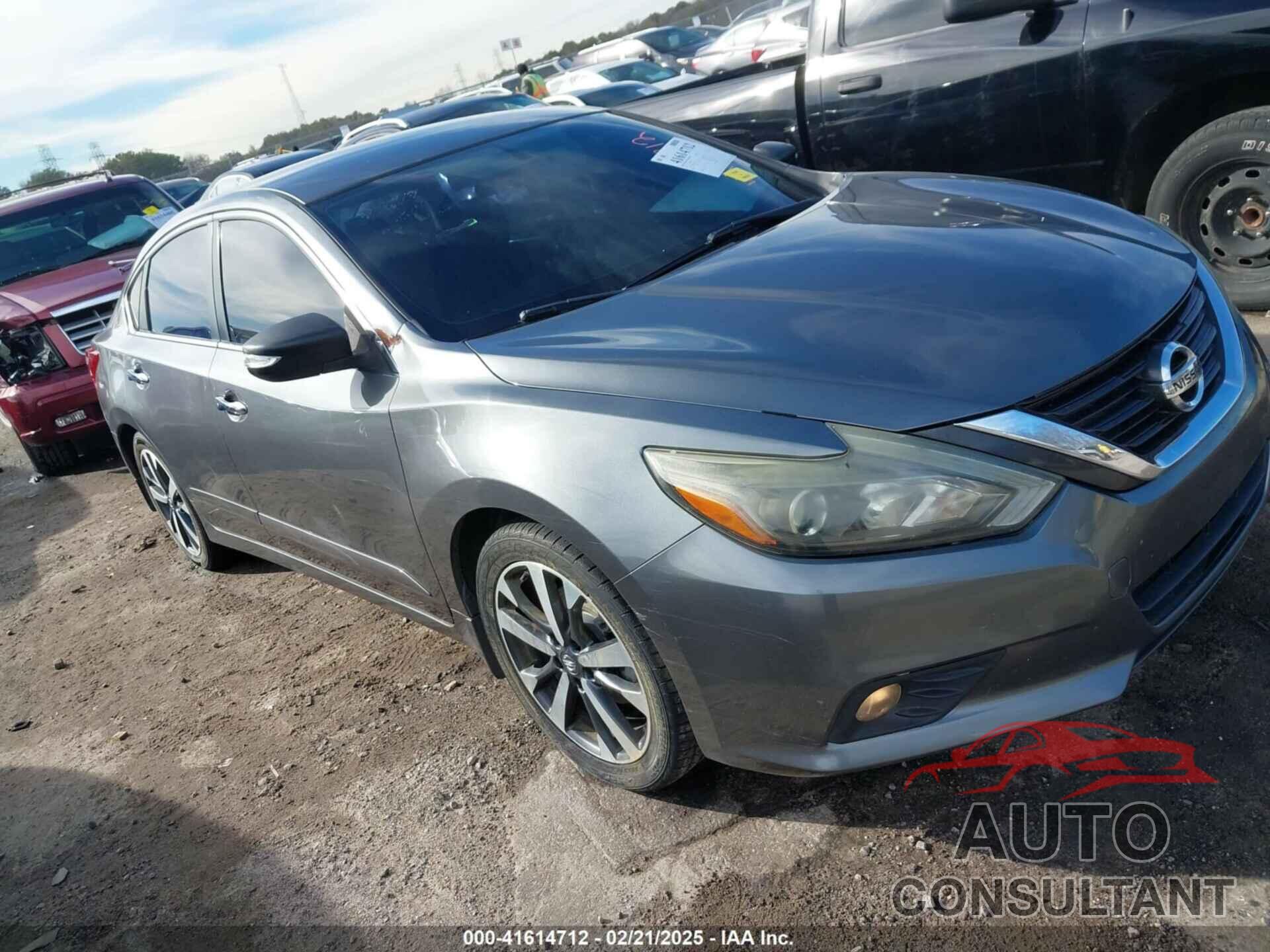 NISSAN ALTIMA 2017 - 1N4AL3AP2HC127583