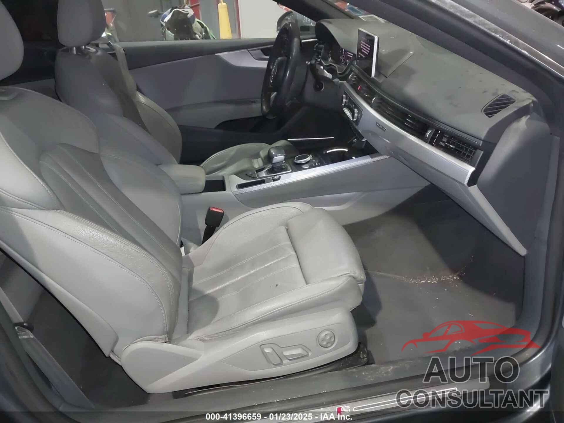 AUDI A5 2018 - WAUTNAF50JA011354