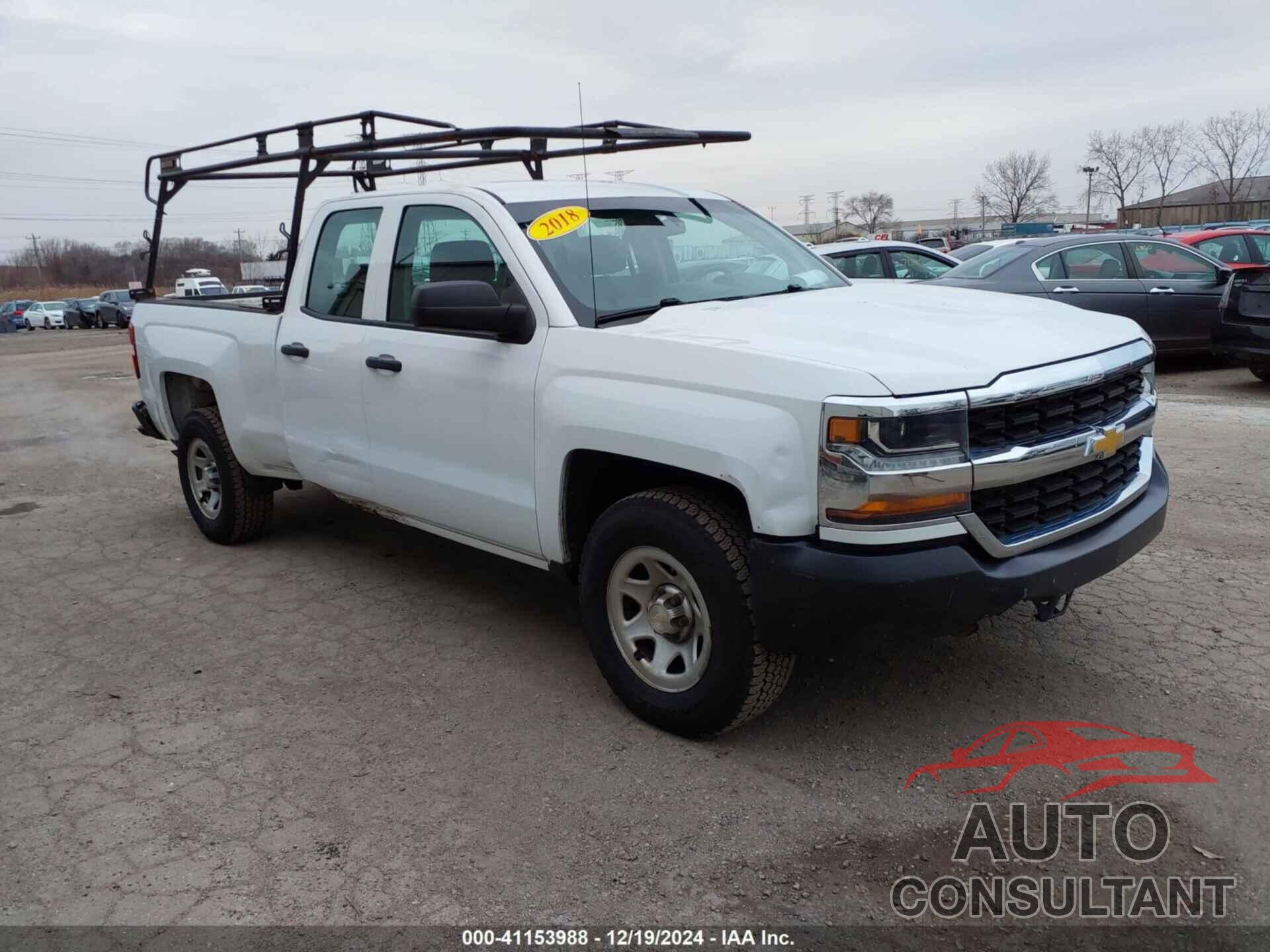 CHEVROLET SILVERADO 1500 2018 - 1GCRCNEHXJZ305299
