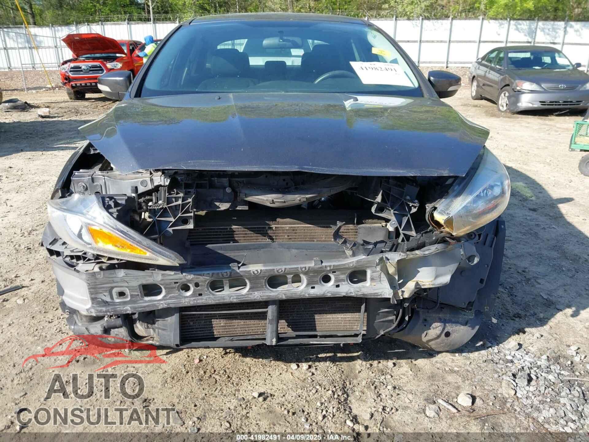 FORD FOCUS 2016 - 1FADP3F24GL232591