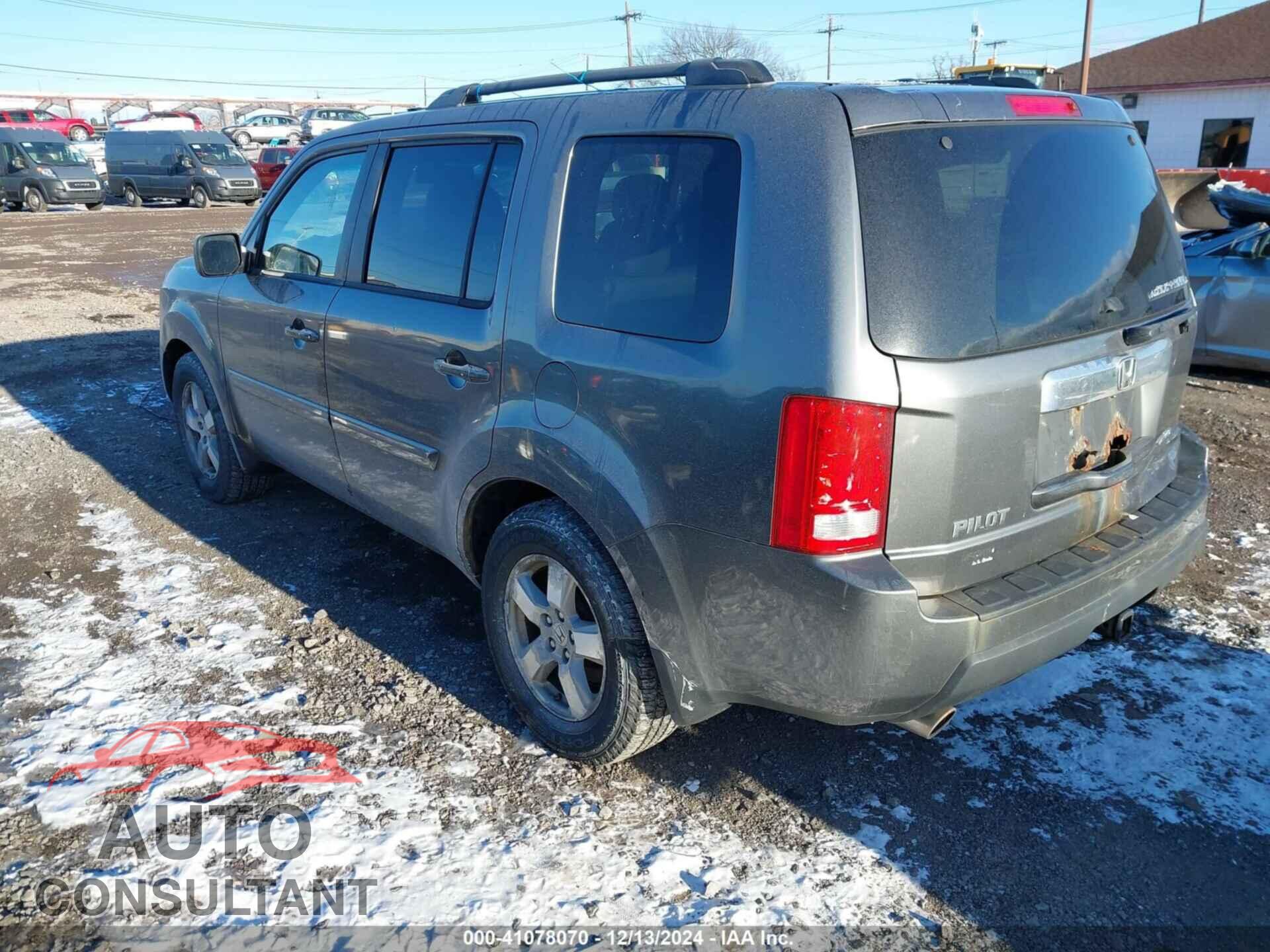 HONDA PILOT 2011 - 5FNYF4H60BB018441
