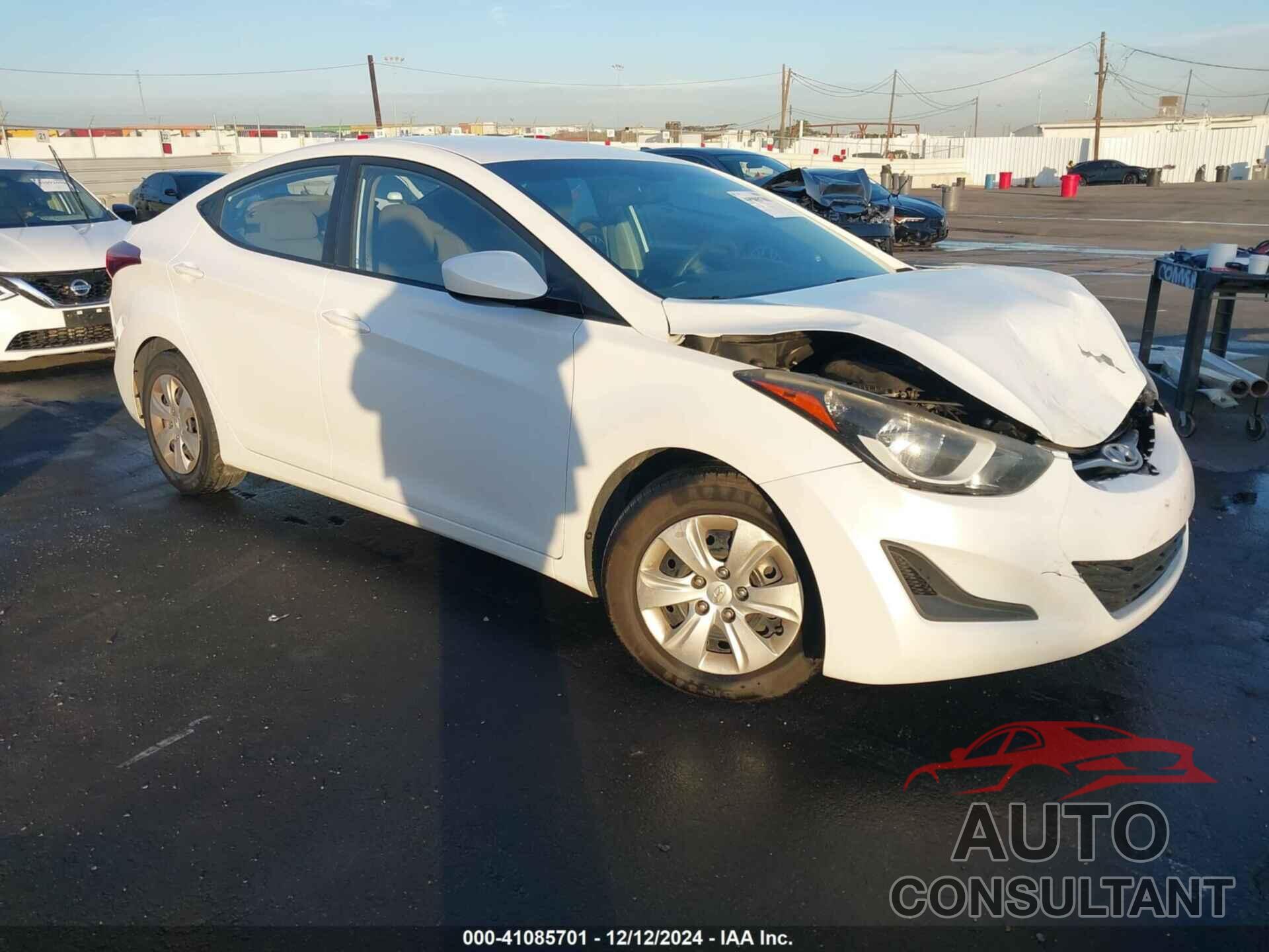 HYUNDAI ELANTRA 2016 - 5NPDH4AE2GH664339