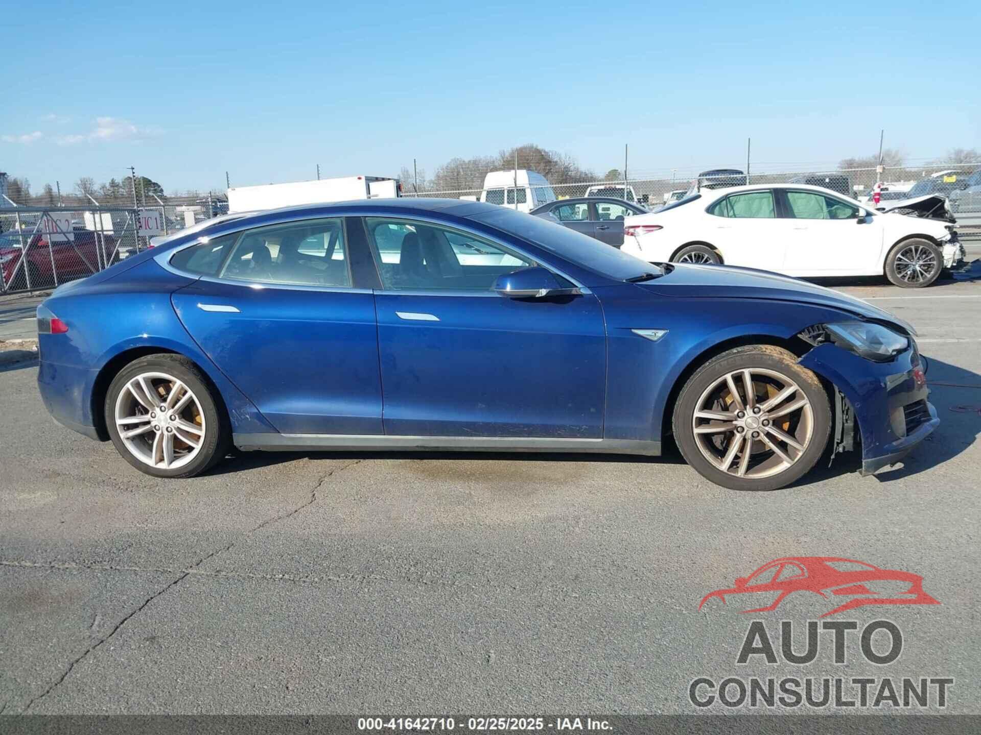 TESLA MODEL S 2015 - 5YJSA1S28FF085223