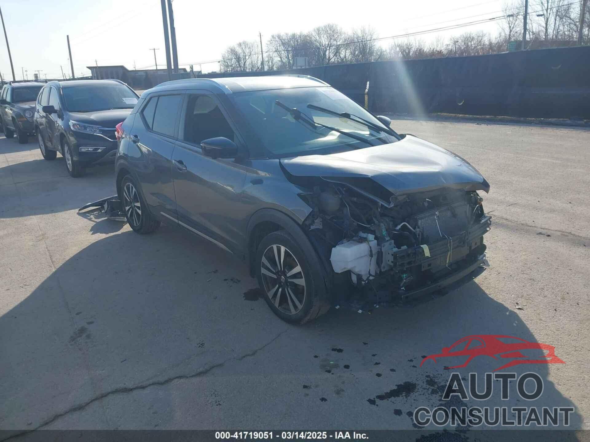 NISSAN KICKS 2018 - 3N1CP5CU5JL503485