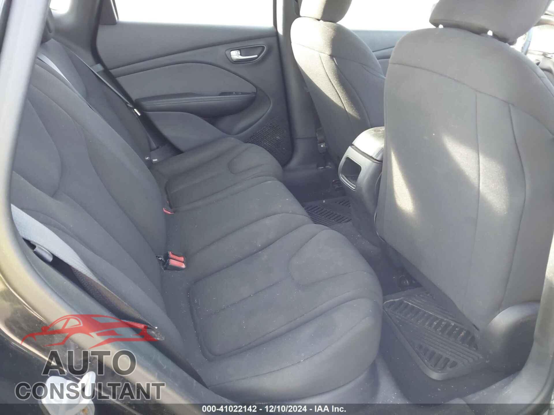 DODGE DART 2013 - 1C3CDFAA1DD105418
