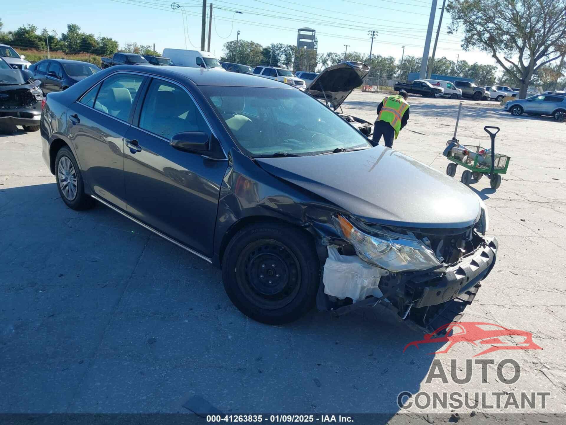 TOYOTA CAMRY 2014 - 4T4BF1FK2ER361902
