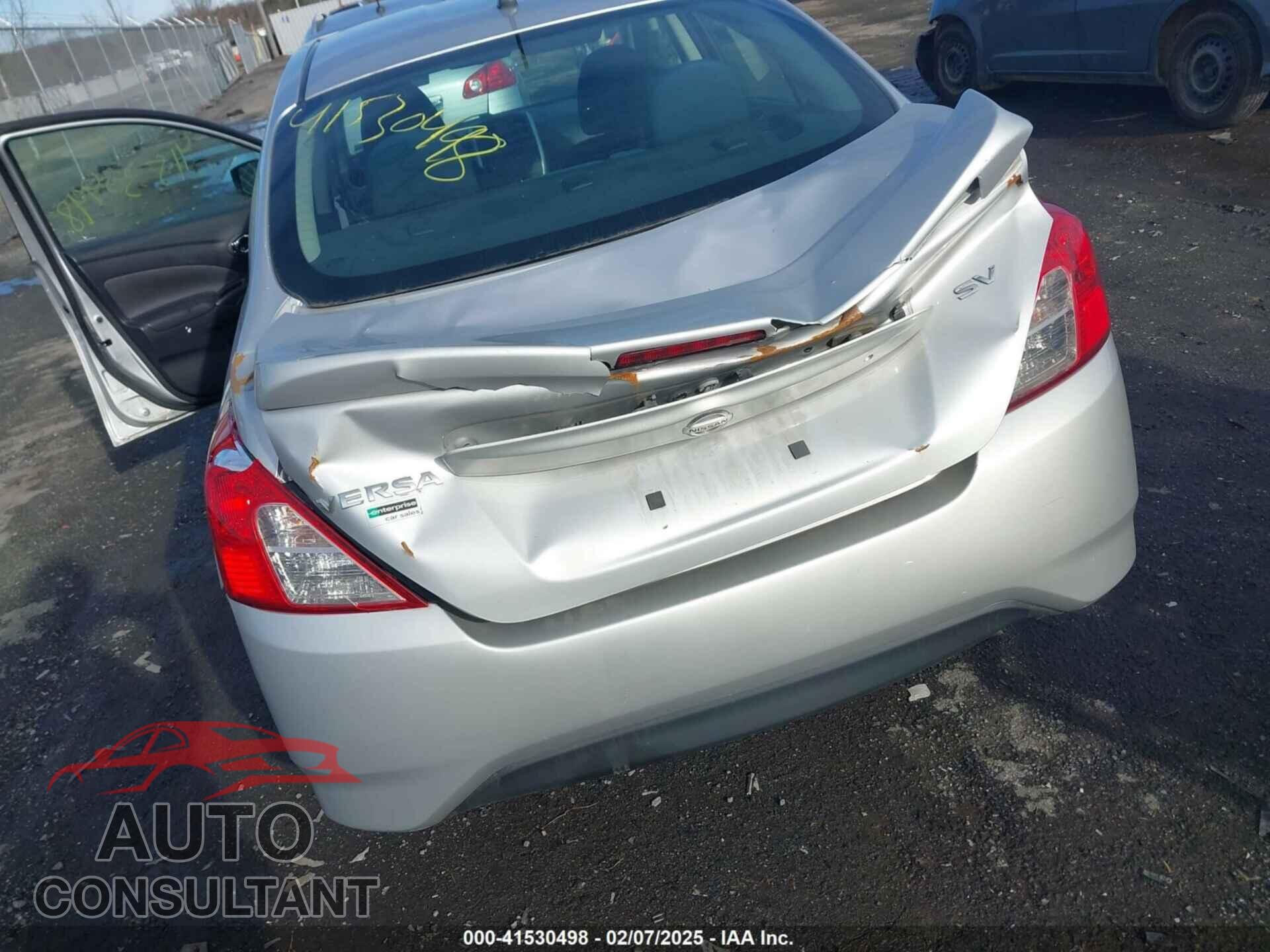 NISSAN VERSA 2019 - 3N1CN7AP3KL852452