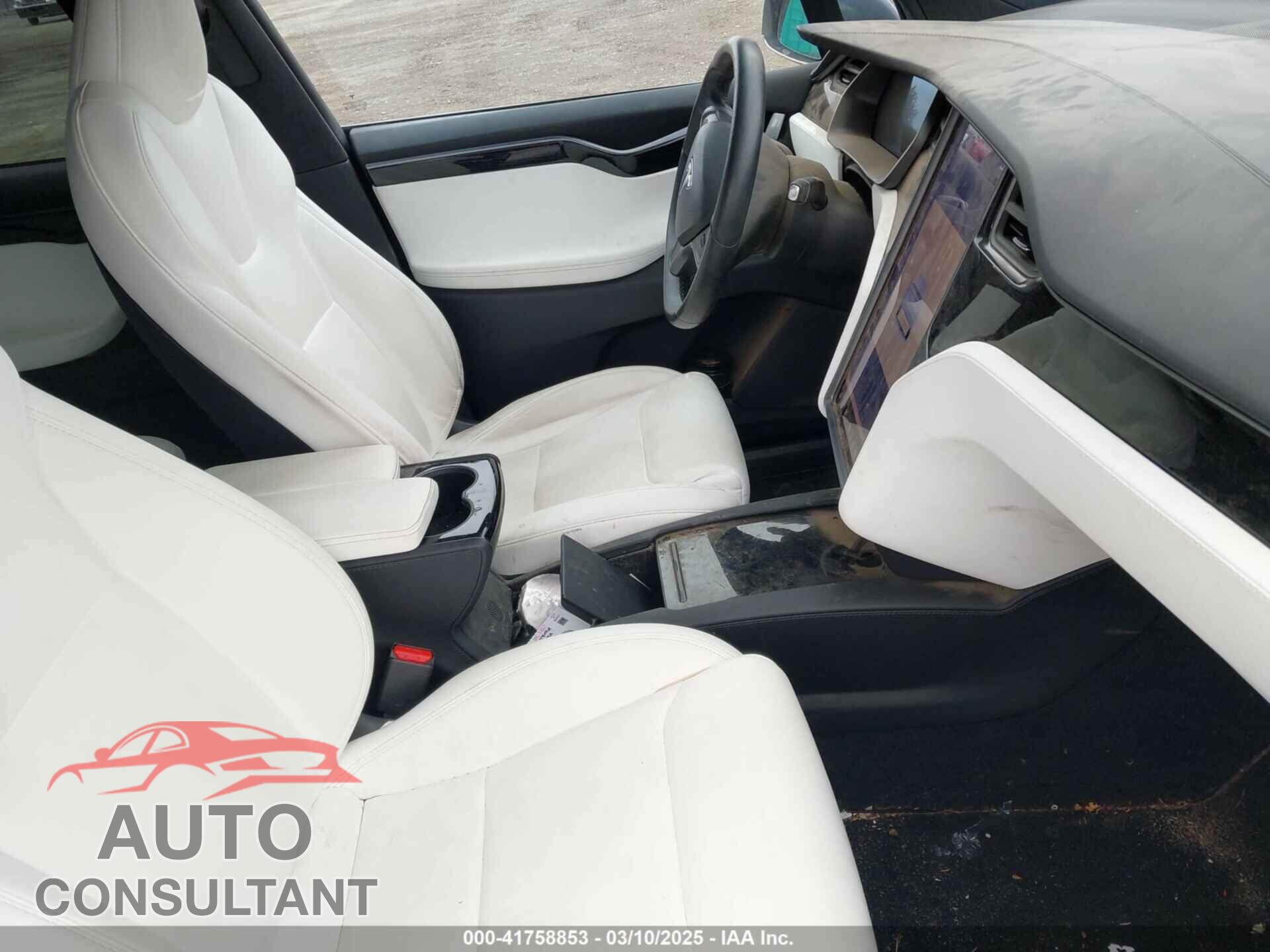 TESLA MODEL X 2020 - 5YJXCDE22LF304833