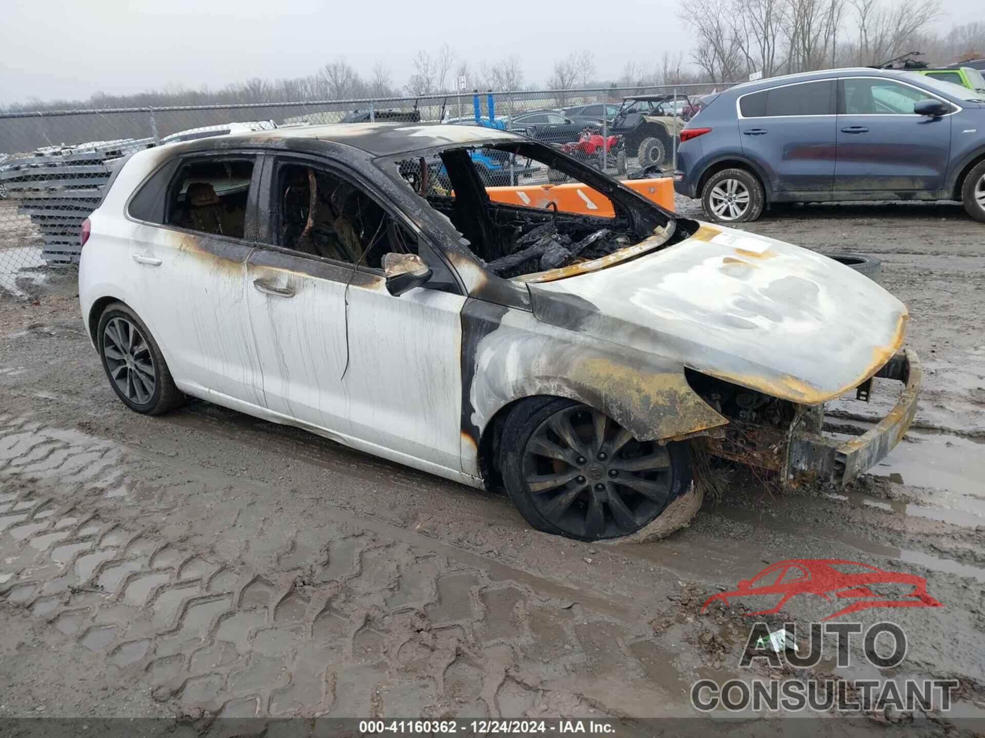HYUNDAI ELANTRA GT 2019 - KMHH35LE8KU103382