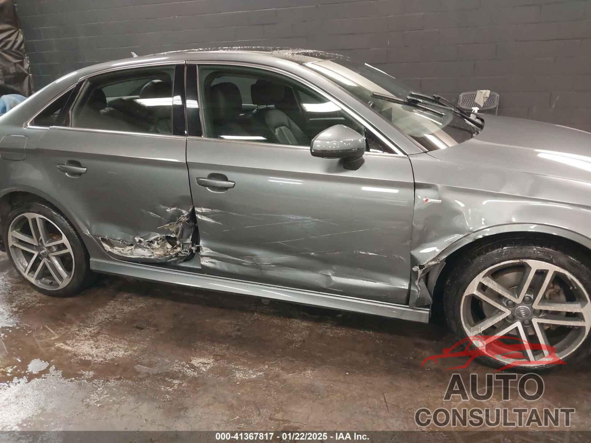AUDI A3 2018 - WAUJ8GFF8J1006459