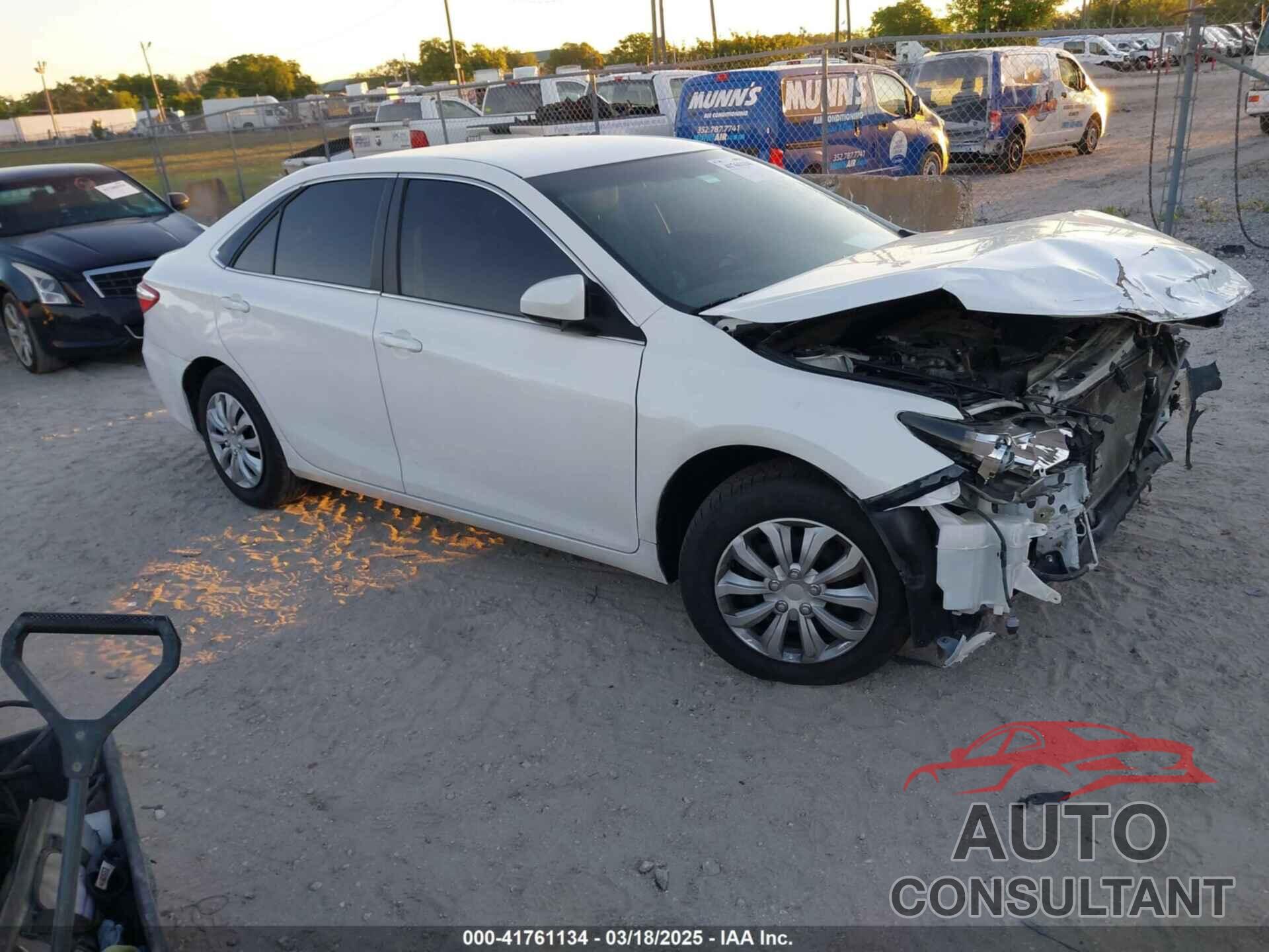 TOYOTA CAMRY 2015 - 4T4BF1FK7FR445716