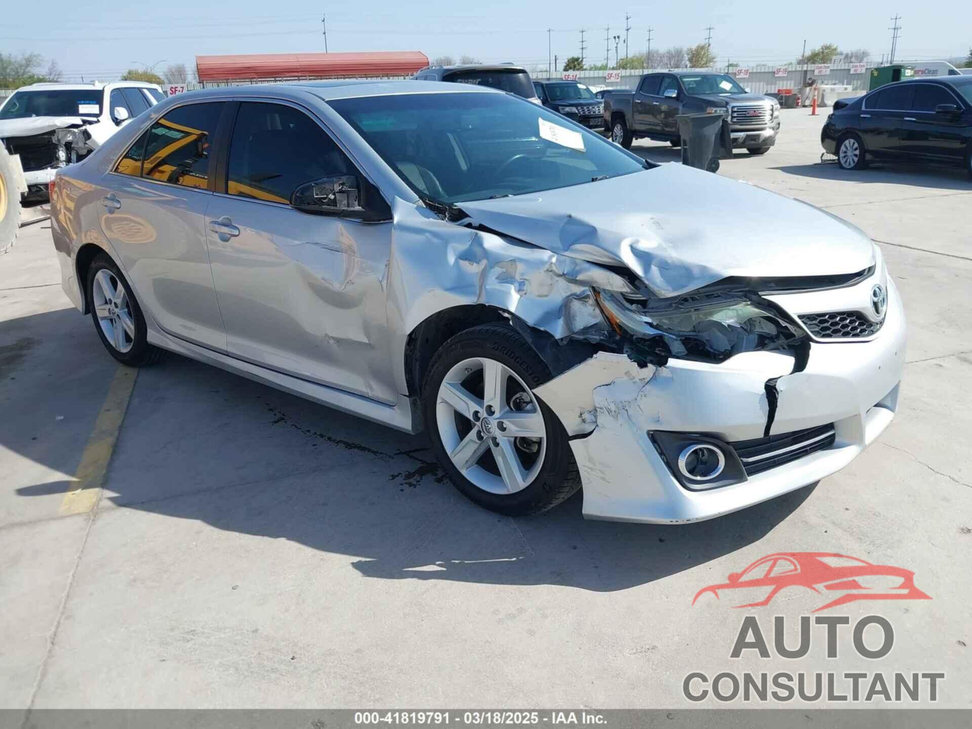 TOYOTA CAMRY 2014 - 4T1BF1FK8EU850699