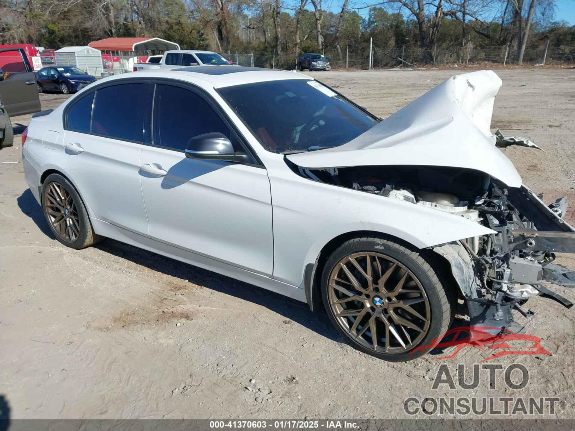 BMW 335I 2013 - WBA3A9G5XDNP36336