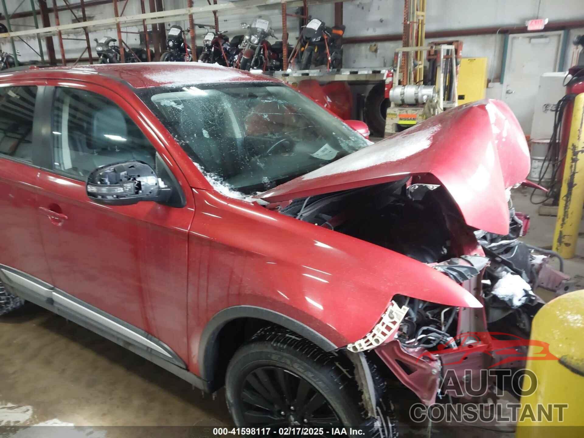 MITSUBISHI OUTLANDER 2019 - JA4AZ3A30KZ050278