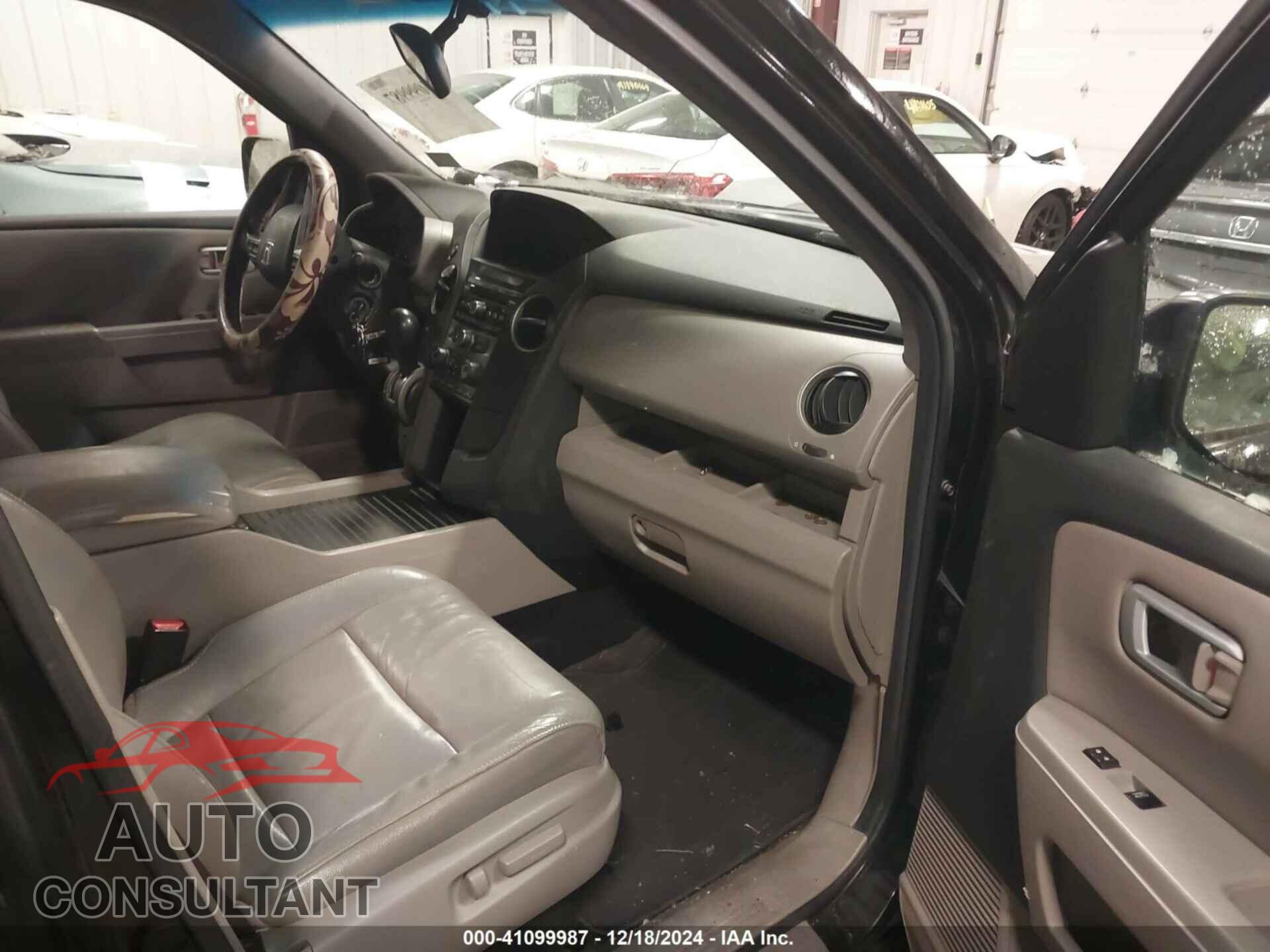 HONDA PILOT 2012 - 5FNYF4H55CB083200