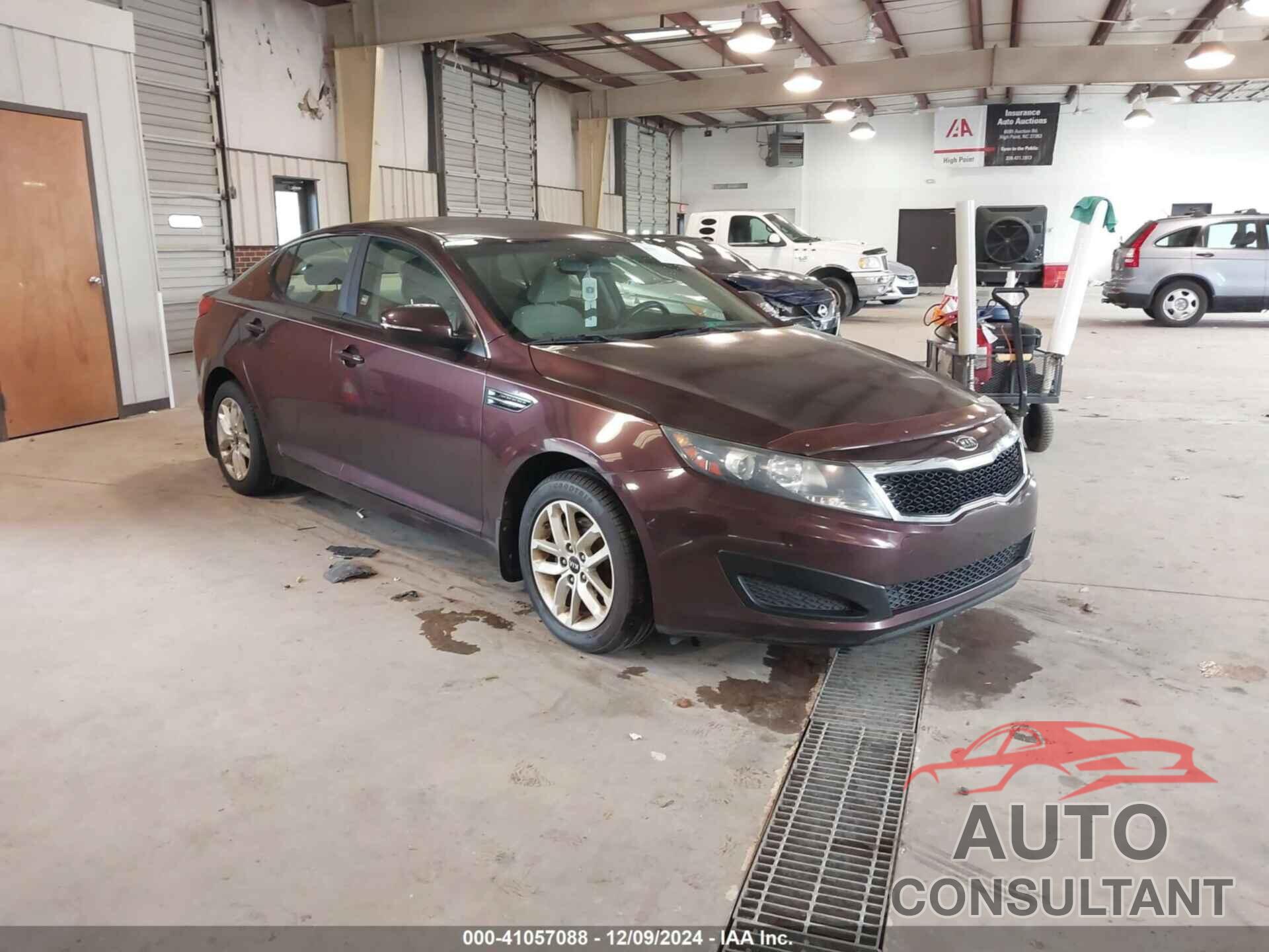 KIA OPTIMA 2011 - KNAGM4A70B5183229