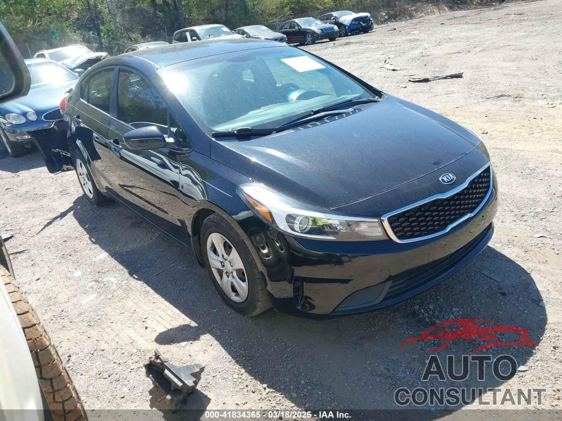KIA FORTE 2018 - 3KPFK4A74JE254861