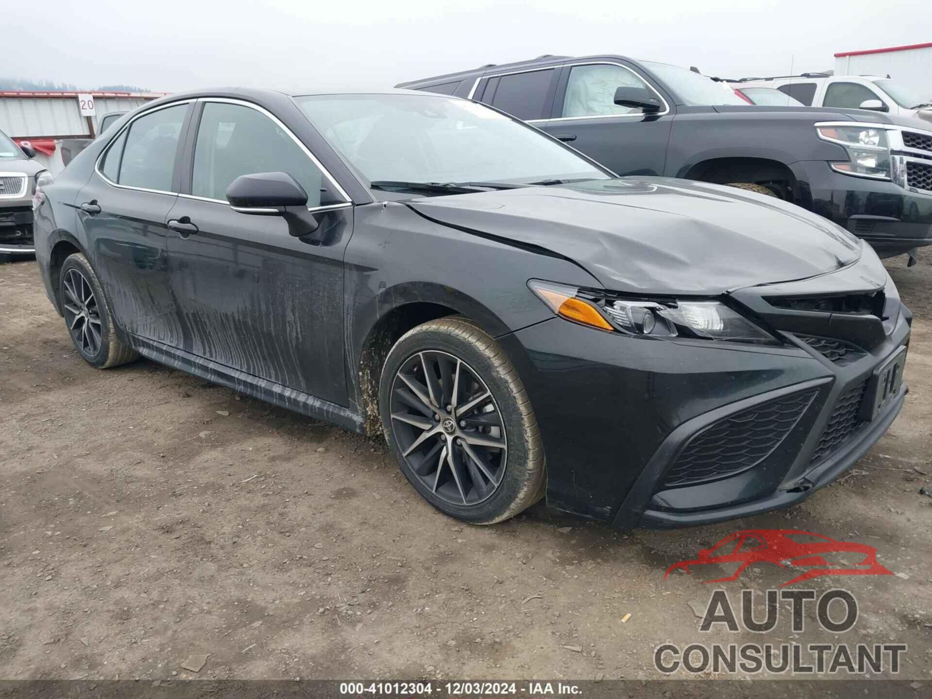 TOYOTA CAMRY 2022 - 4T1G11AK8NU689945