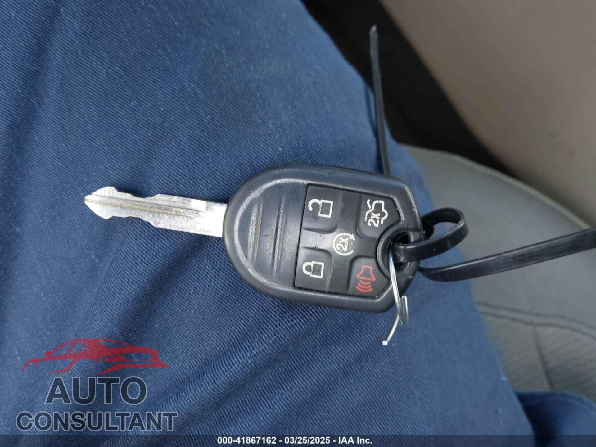 FORD TAURUS 2014 - 1FAHP2E88EG140861