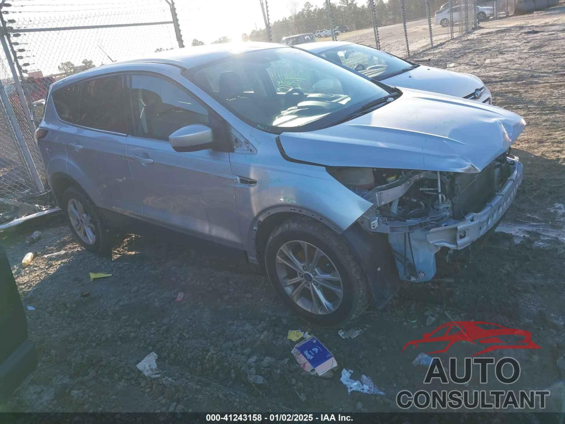 FORD ESCAPE 2017 - 1FMCU0GD8HUB86056