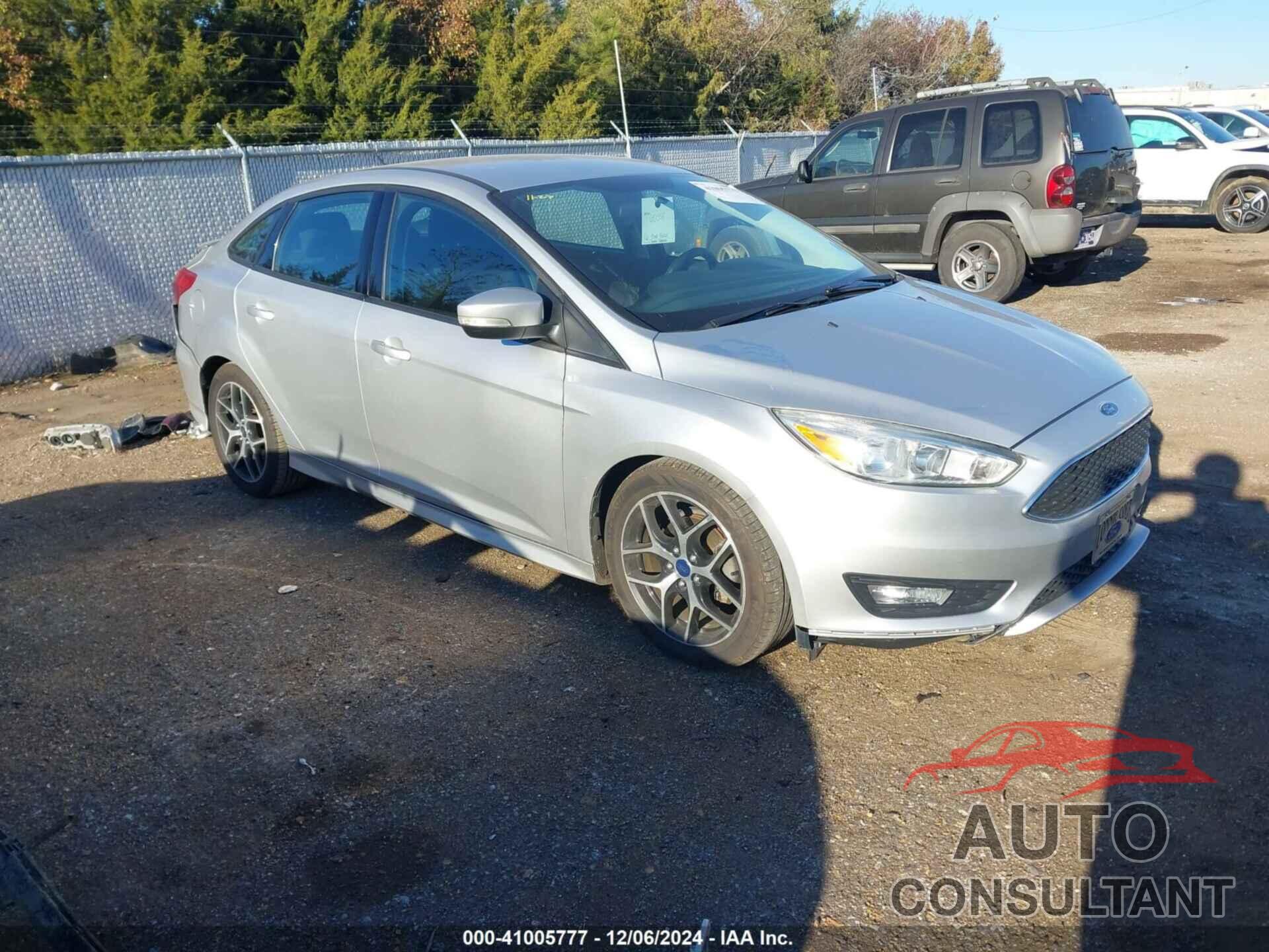 FORD FOCUS 2016 - 1FADP3F22GL238969