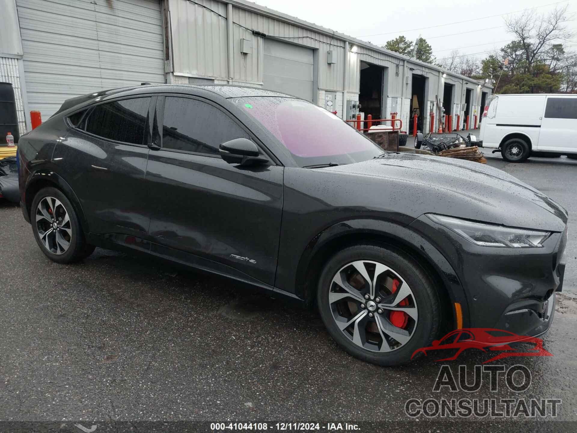 FORD MUSTANG MACH-E 2021 - 3FMTK3SS8MMA54216
