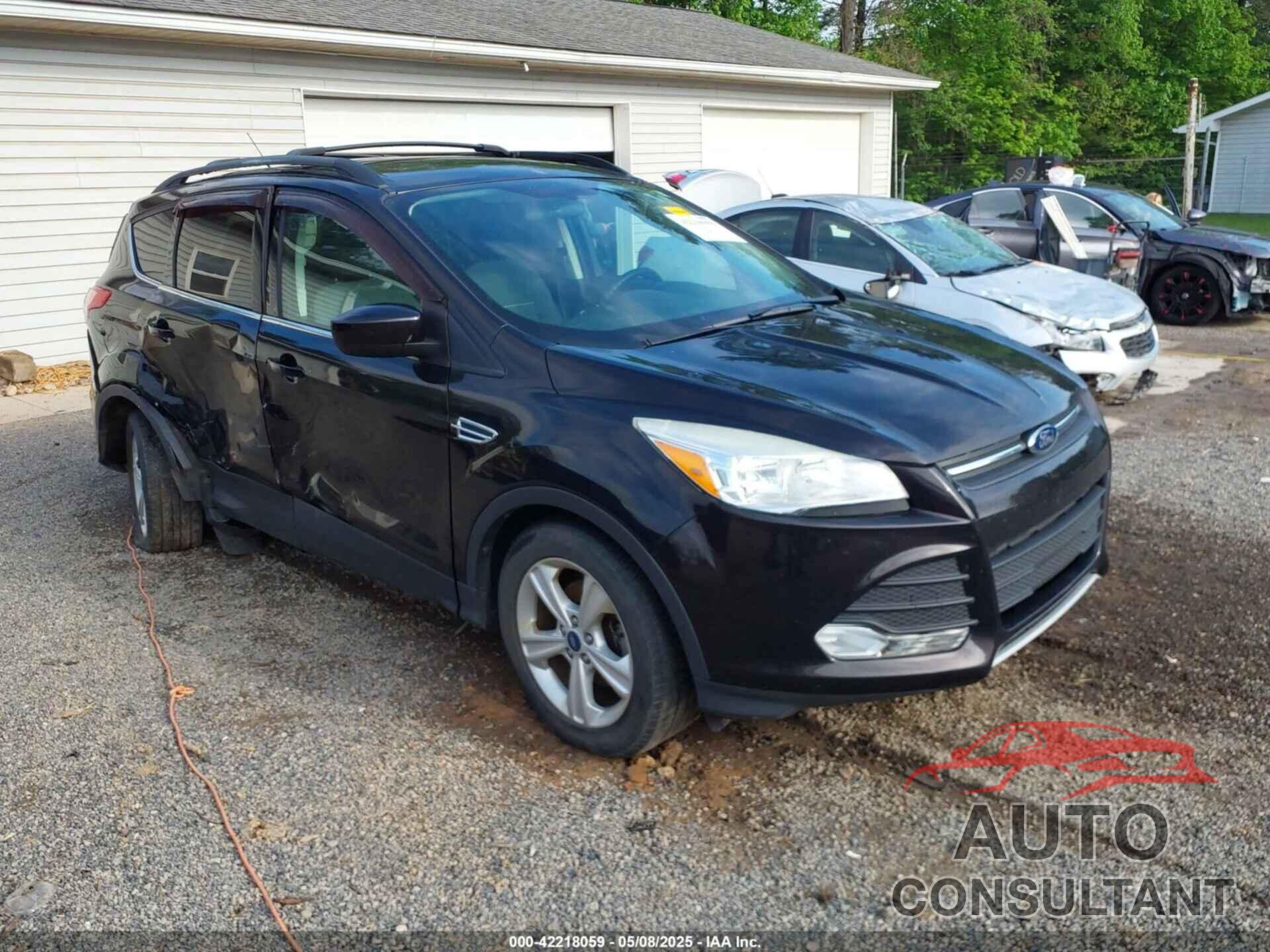 FORD ESCAPE 2013 - 1FMCU0GX5DUC84594