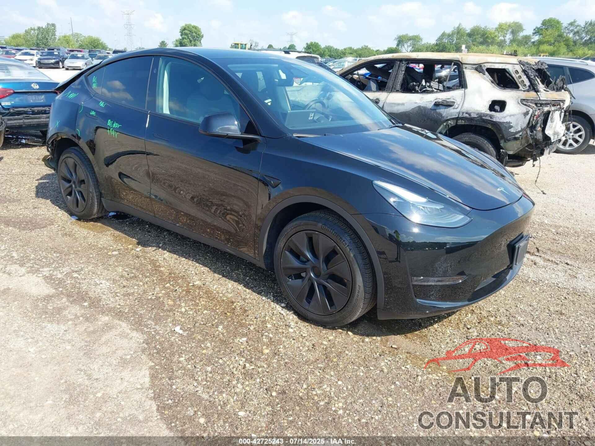 TESLA MODEL Y 2024 - 7SAYGDED7RF206922