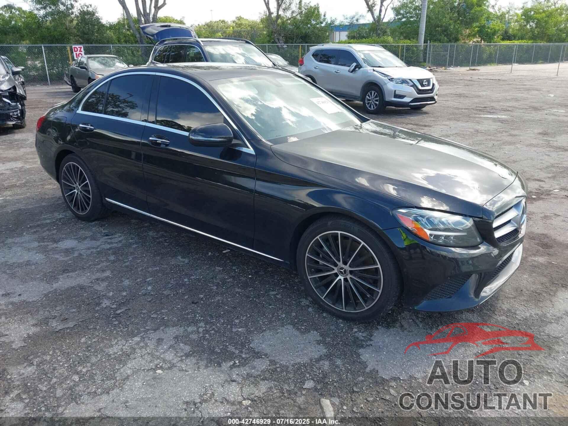 MERCEDES-BENZ C 300 2021 - W1KWF8DB3MR645770