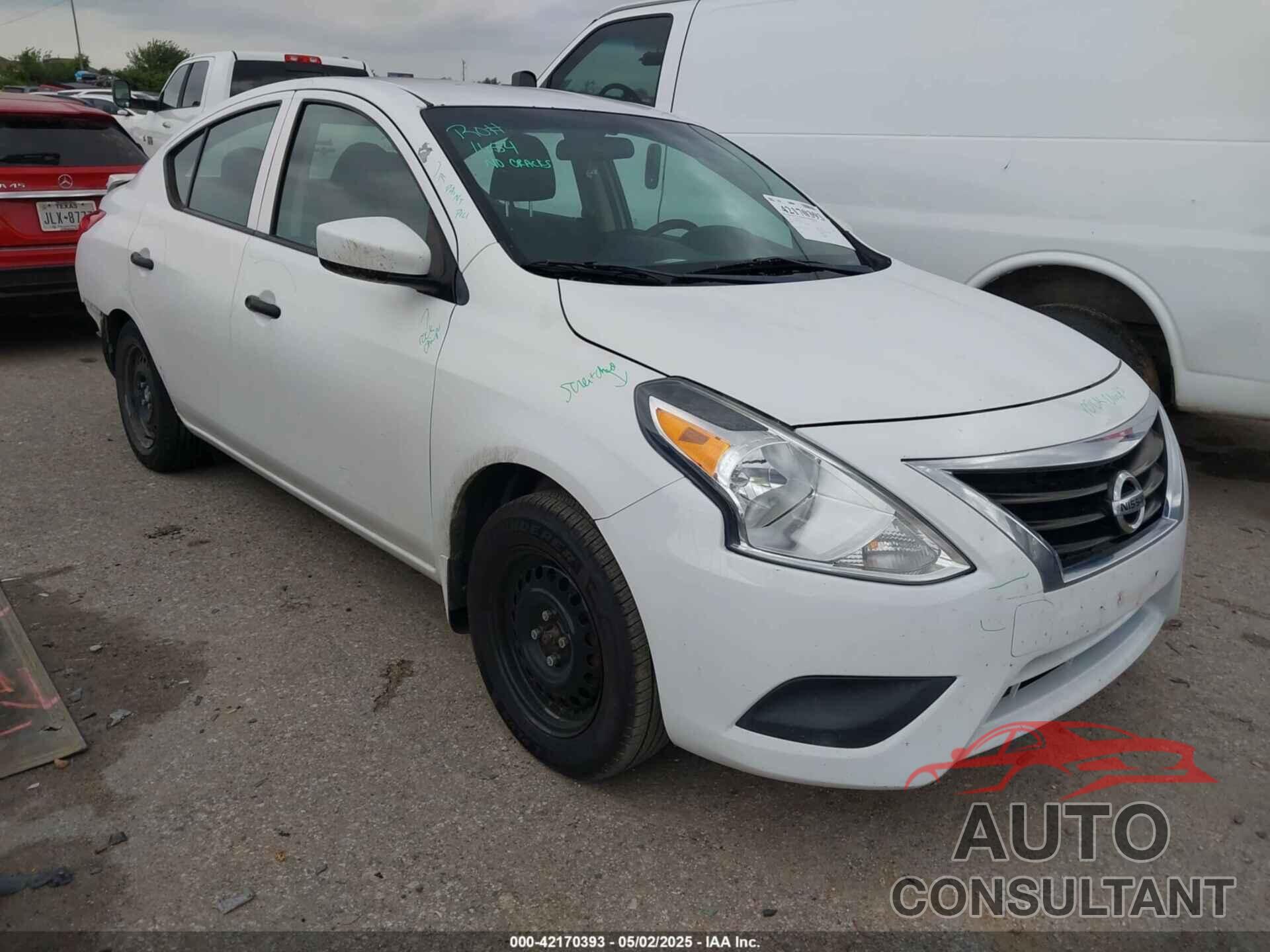 NISSAN VERSA 2018 - 3N1CN7AP1JL805953
