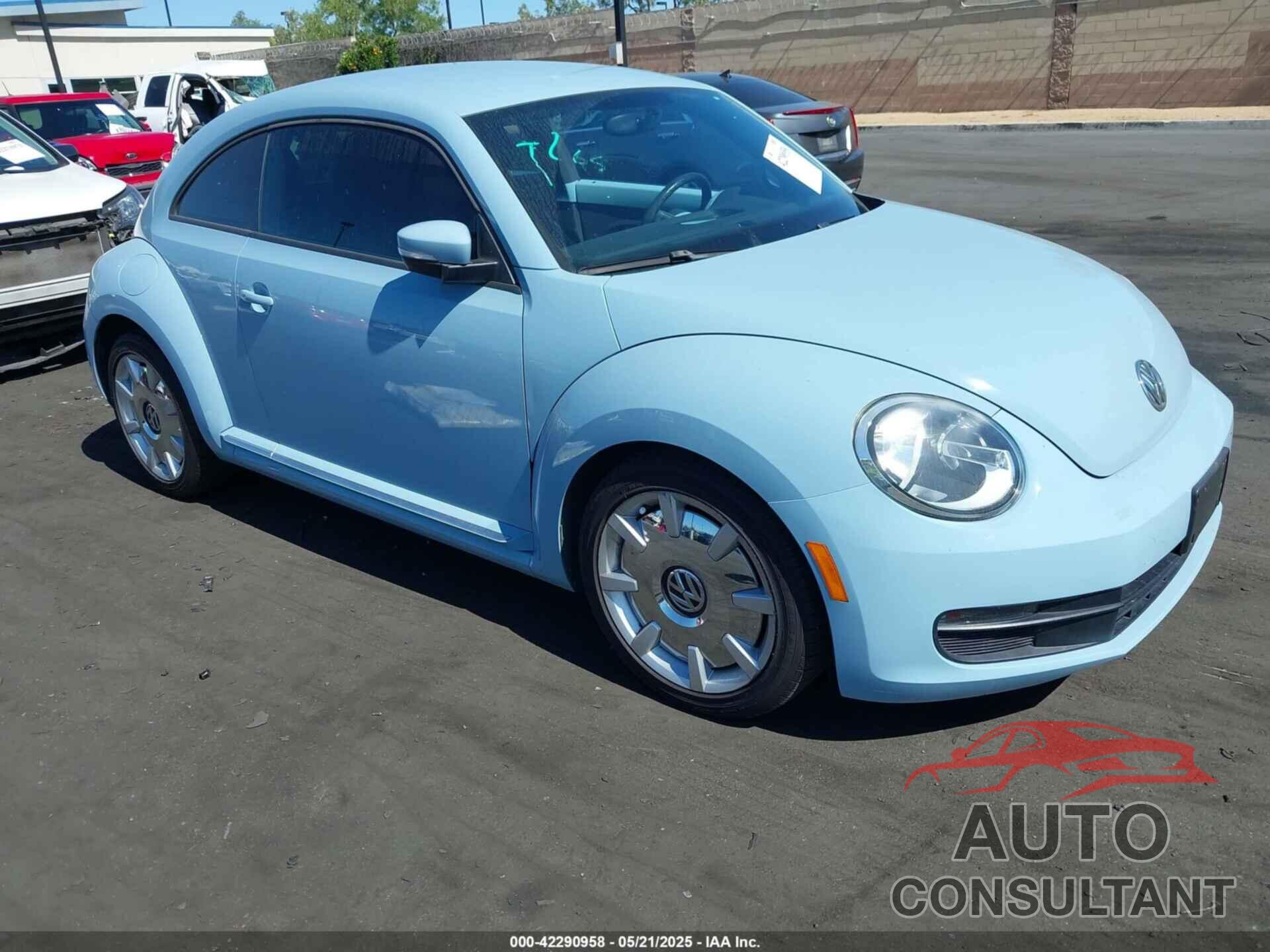 VOLKSWAGEN BEETLE 2012 - 3VWJP7AT4CM659621