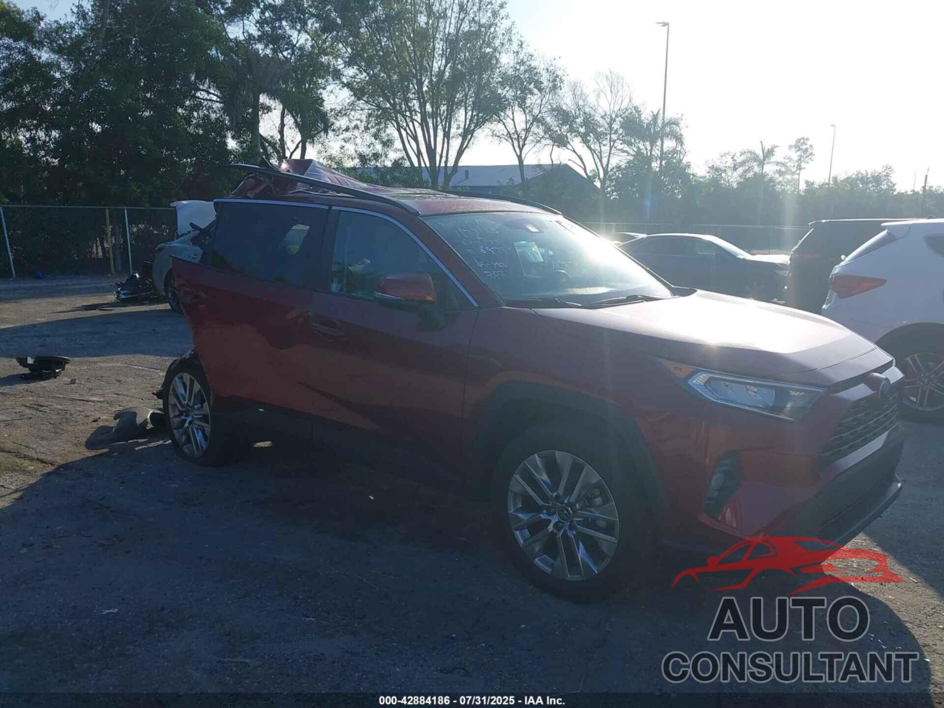 TOYOTA RAV4 2021 - 2T3C1RFV4MW118491