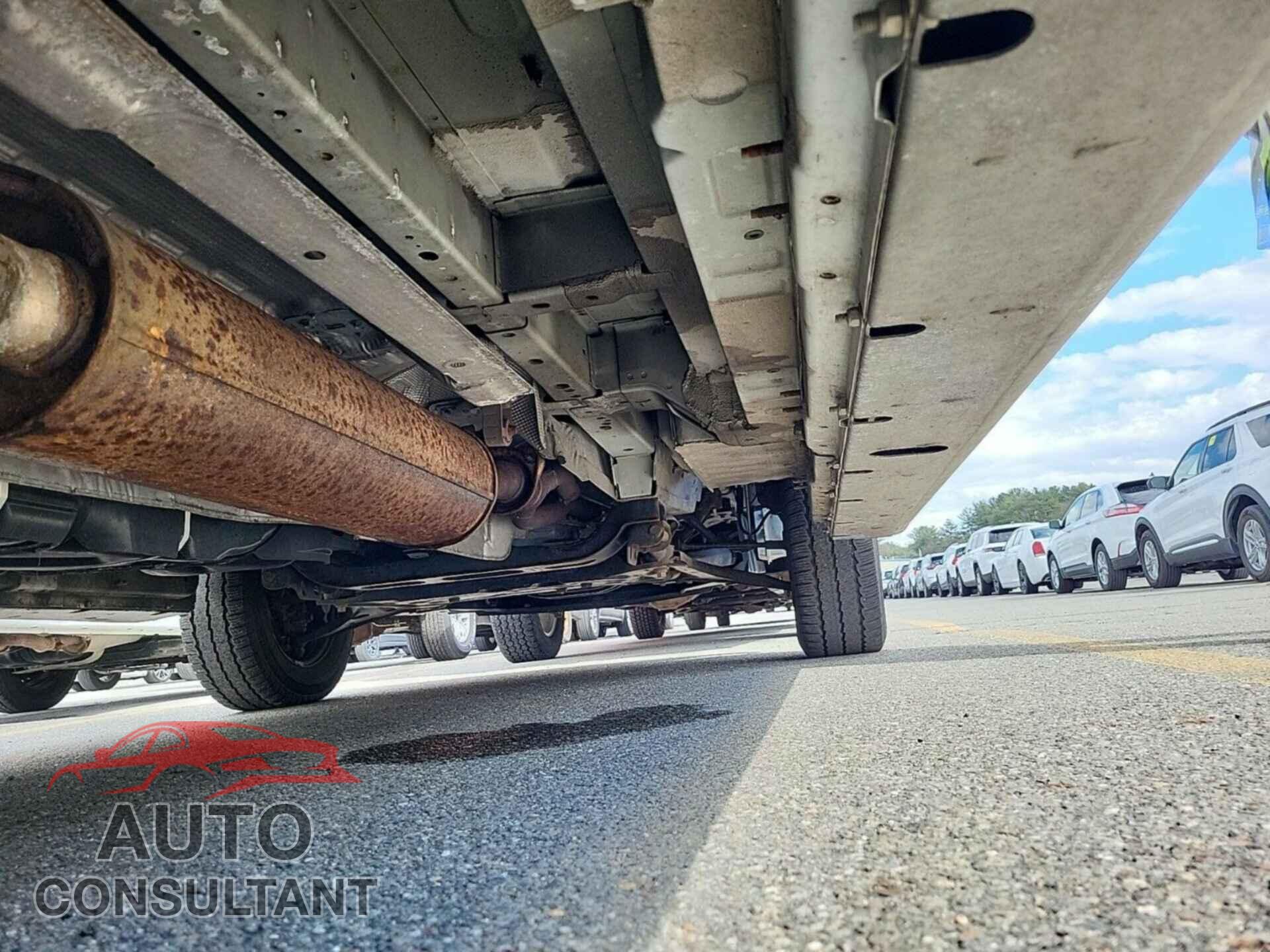 FORD TRANSIT 2019 - 1FTYR1YM2KKB51144
