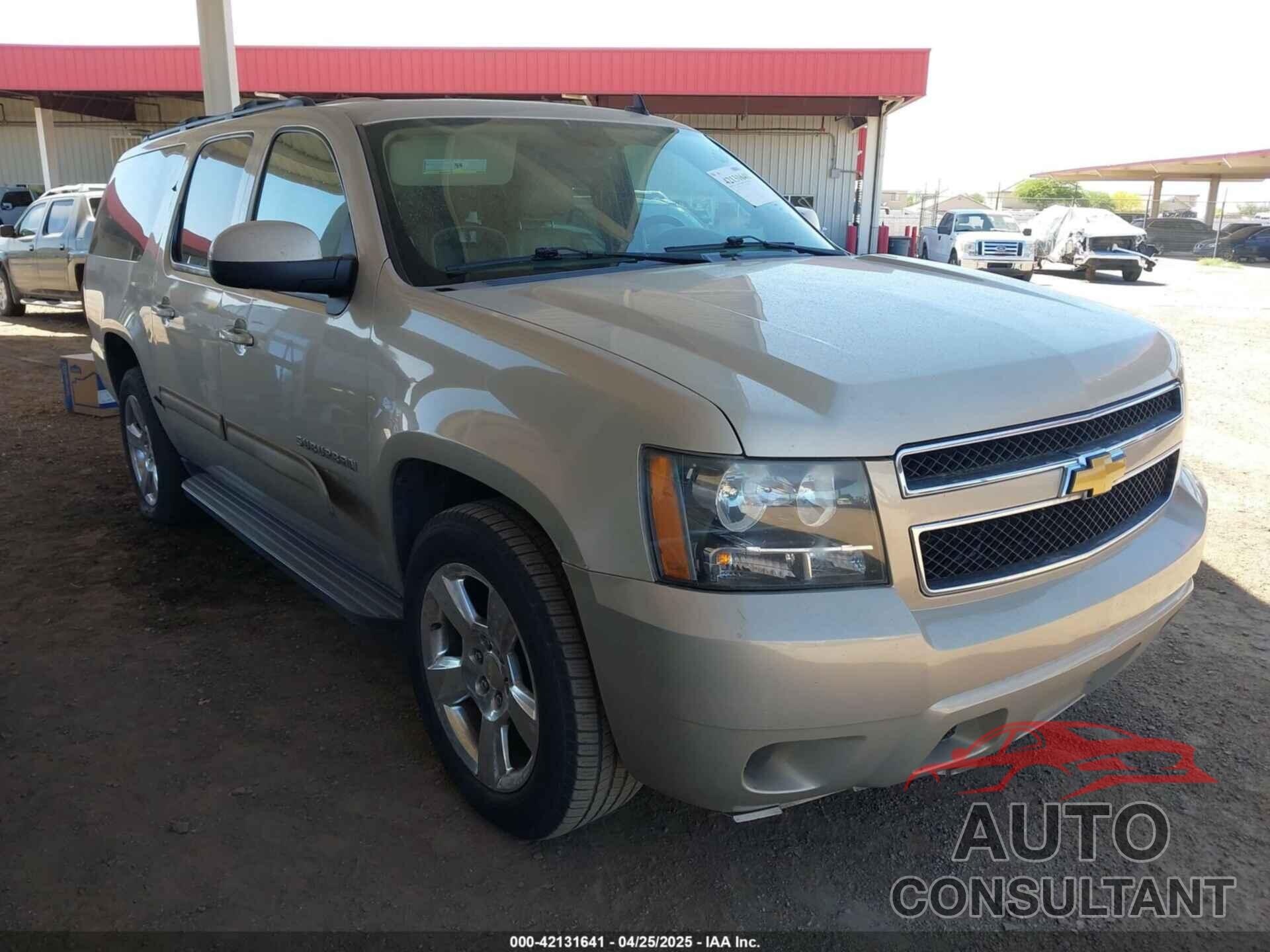 CHEVROLET SUBURBAN 1500 2012 - 1GNSCJE00CR211396