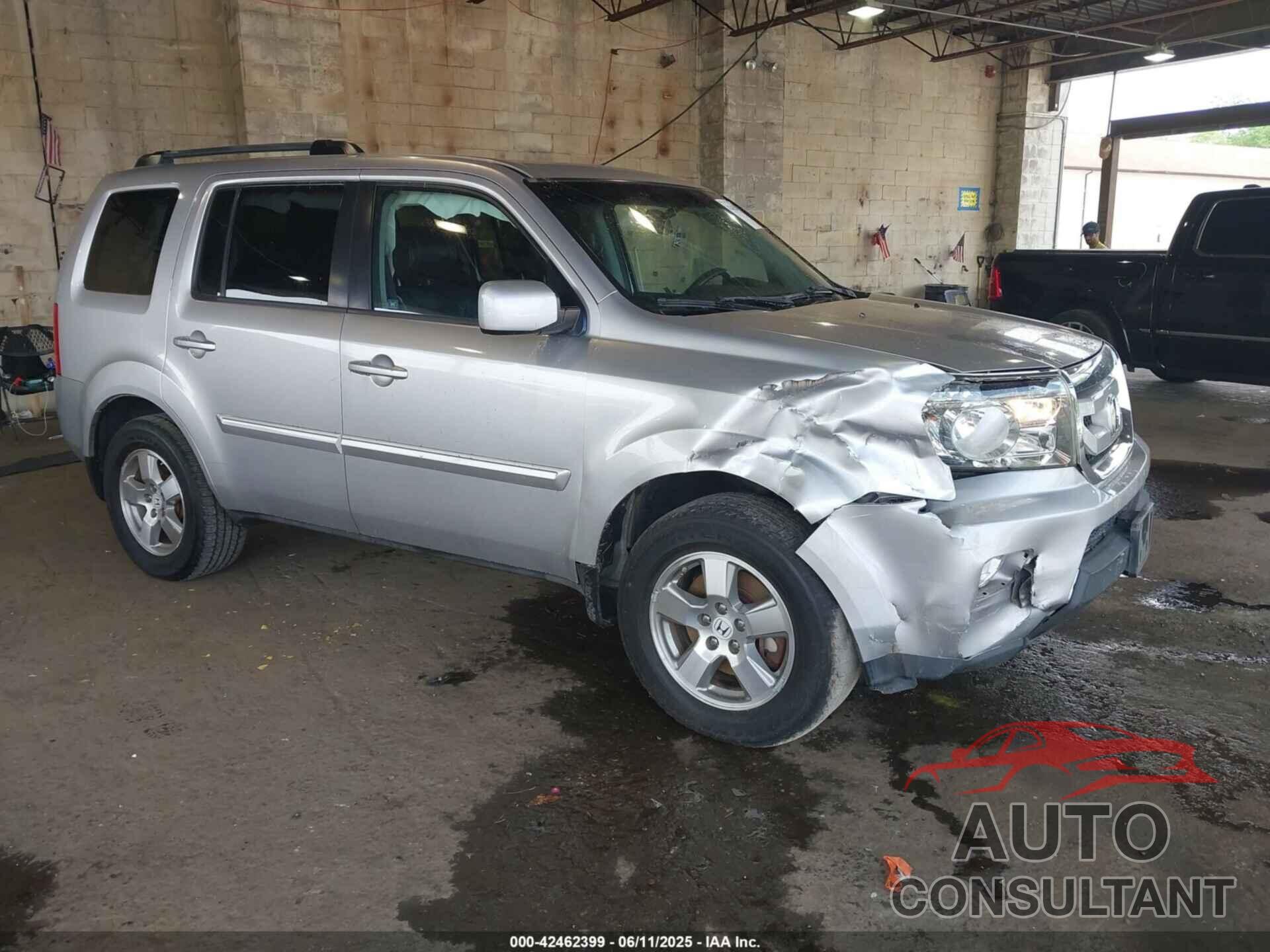 HONDA PILOT 2011 - 5FNYF4H69BB002593