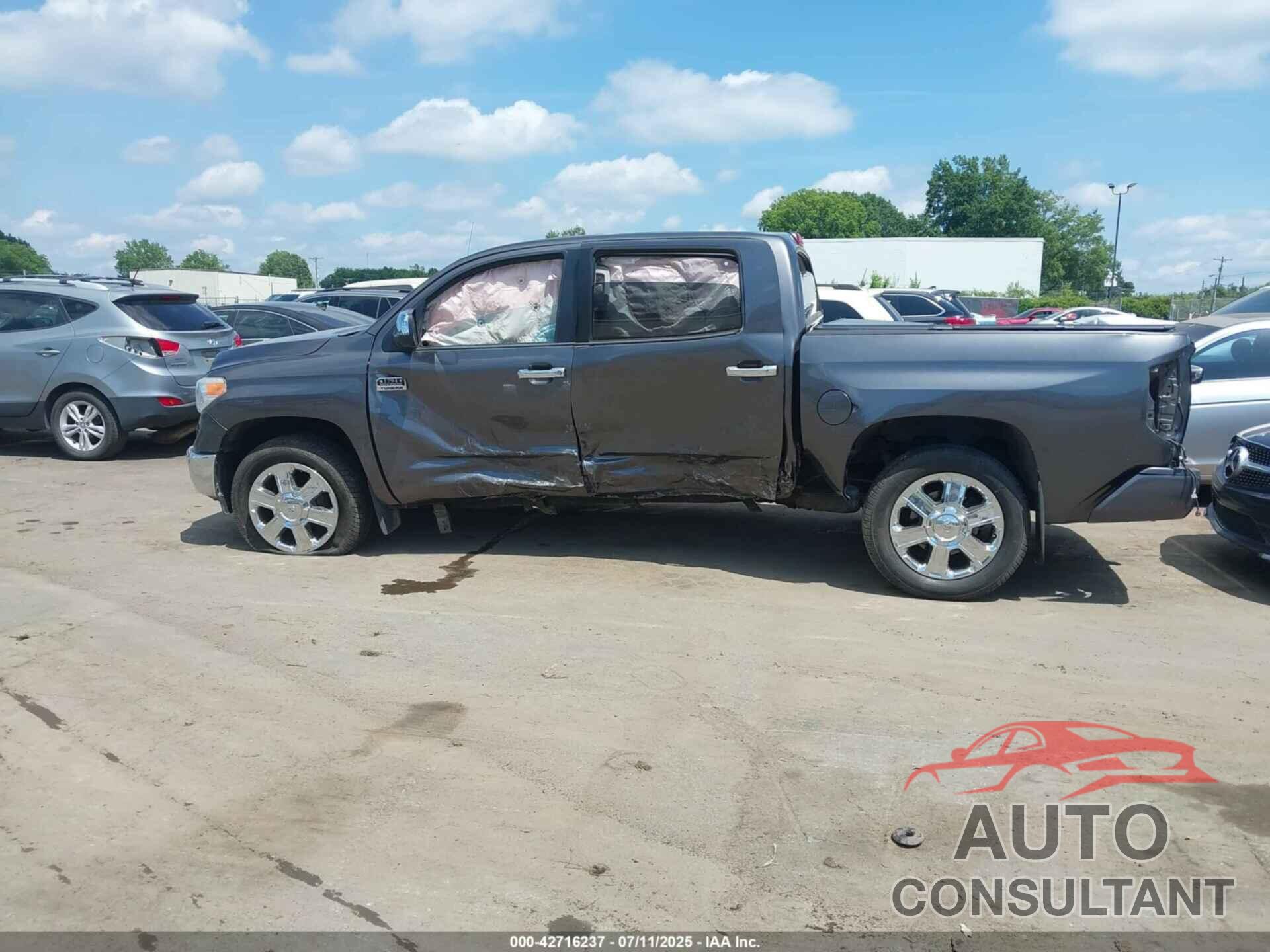 TOYOTA TUNDRA 2016 - 5TFAY5F15GX501283