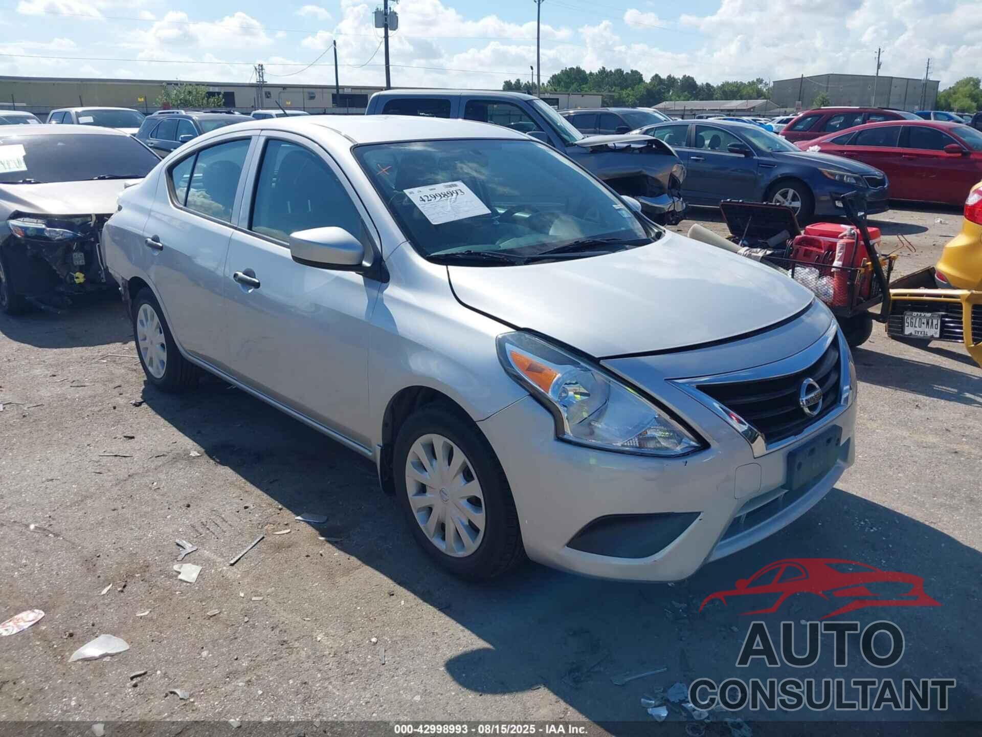 NISSAN VERSA 2018 - 3N1CN7AP3JL859786