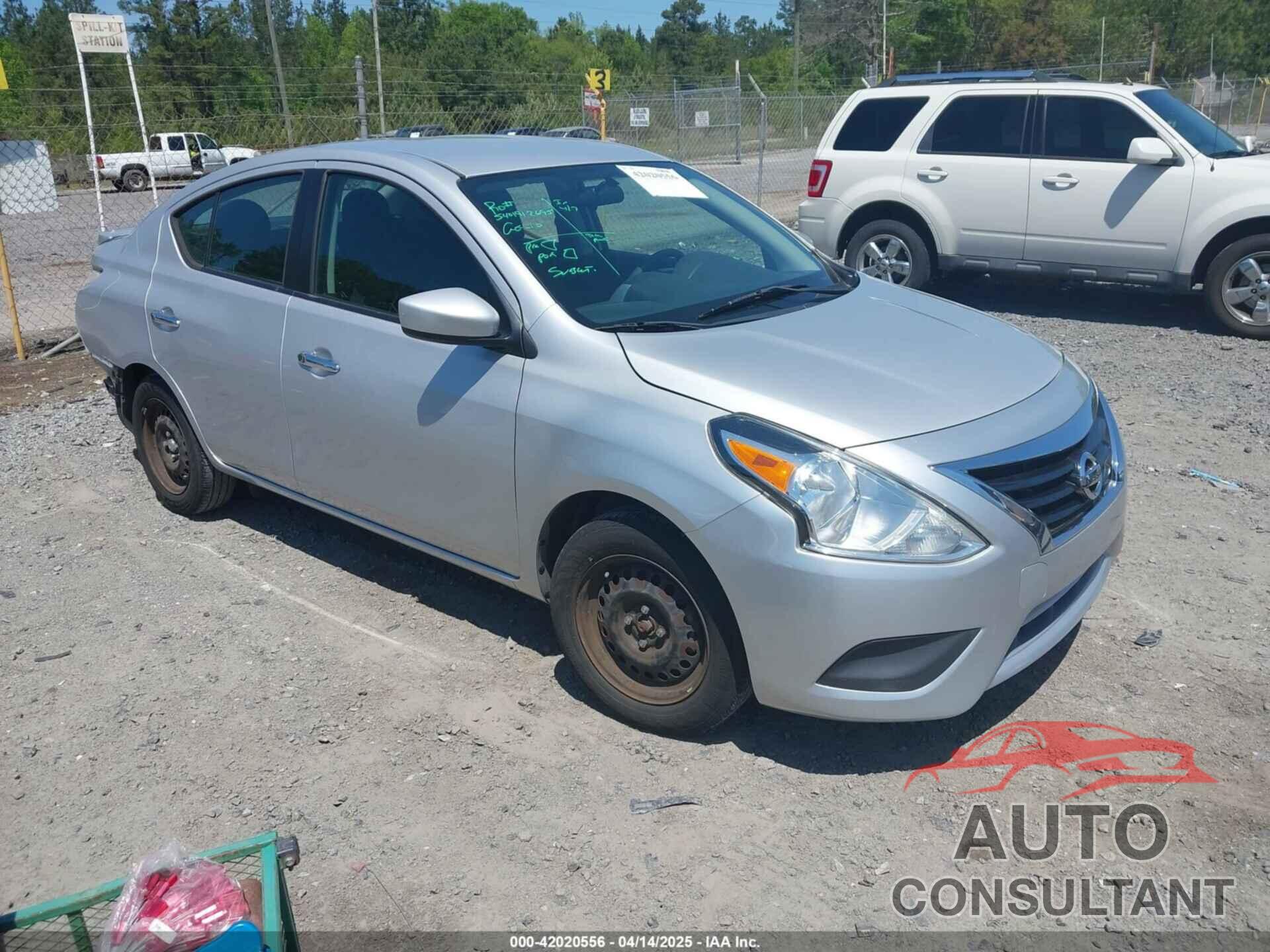 NISSAN VERSA 2018 - 3N1CN7AP4JL882137