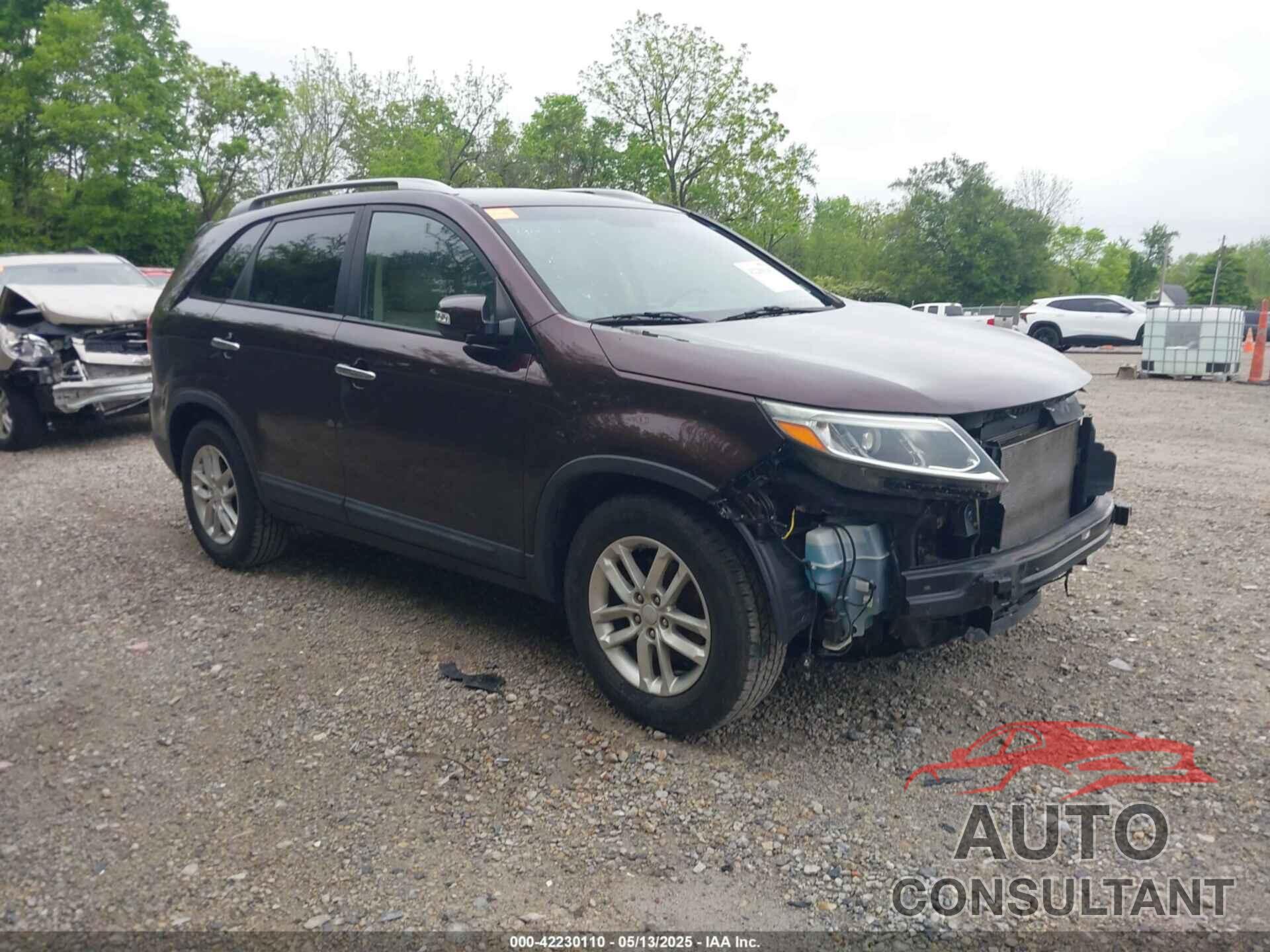 KIA SORENTO 2014 - 5XYKT3A65EG528039