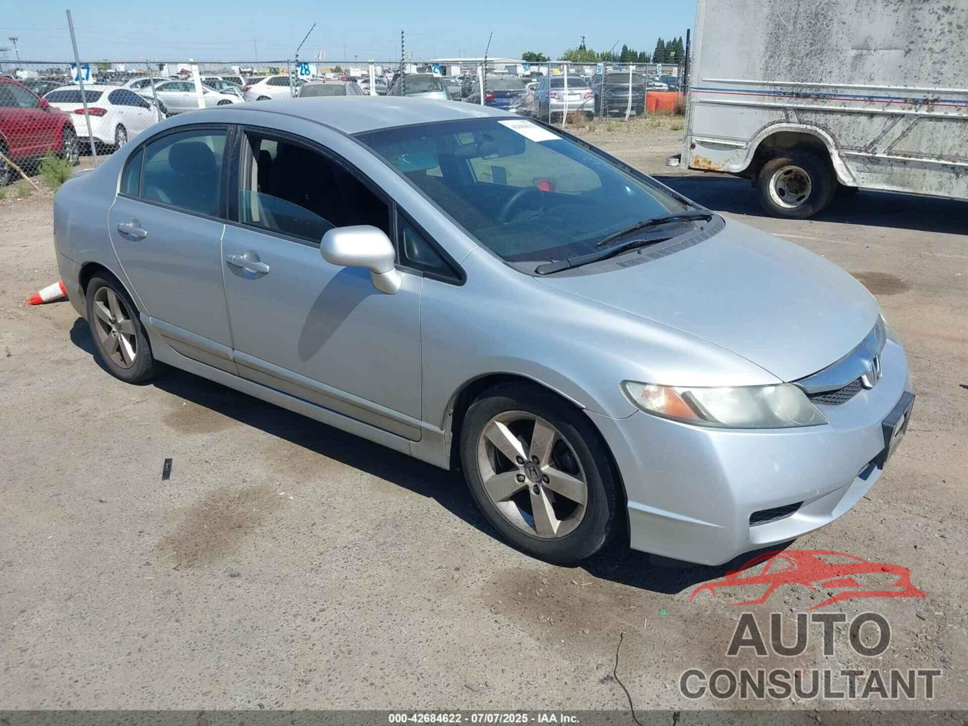 HONDA CIVIC 2011 - 2HGFA1F65BH528271