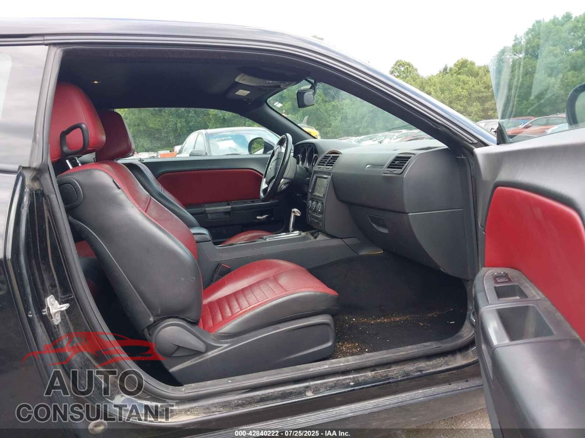 DODGE CHALLENGER 2014 - 2C3CDYBT3EH111737