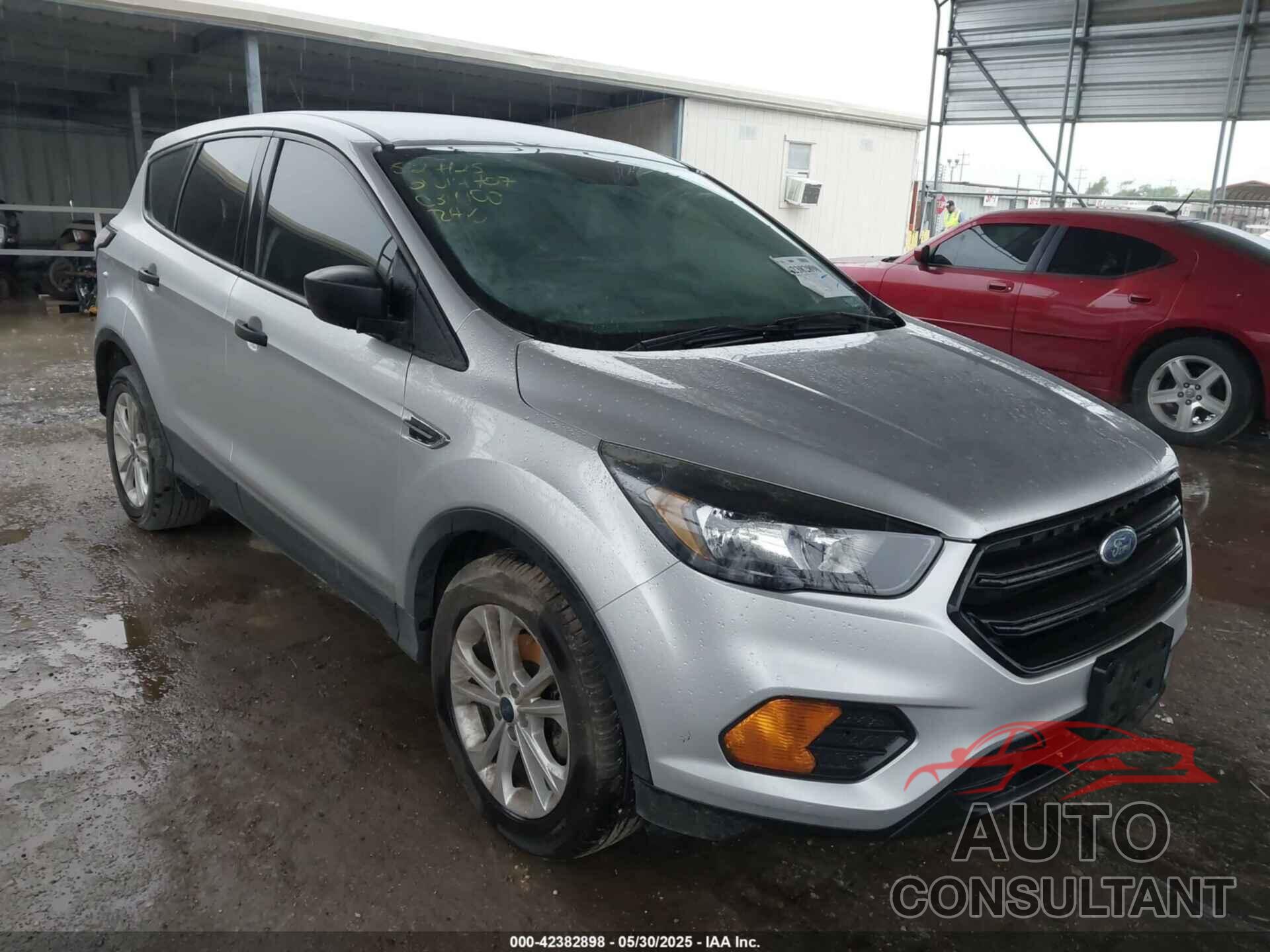 FORD ESCAPE 2018 - 1FMCU0F75JUC34100