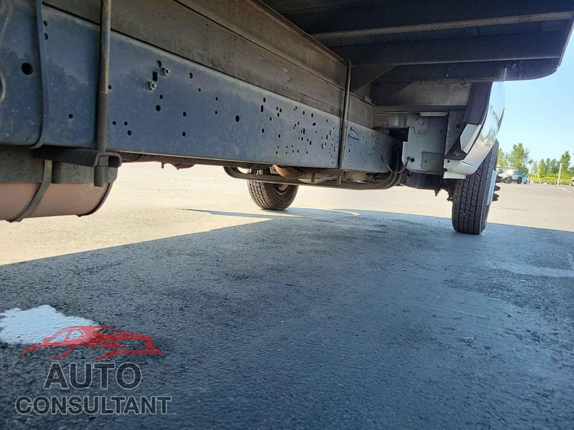 FORD ECONOLINE 2011 - 1FDXE4FL6BDB35760