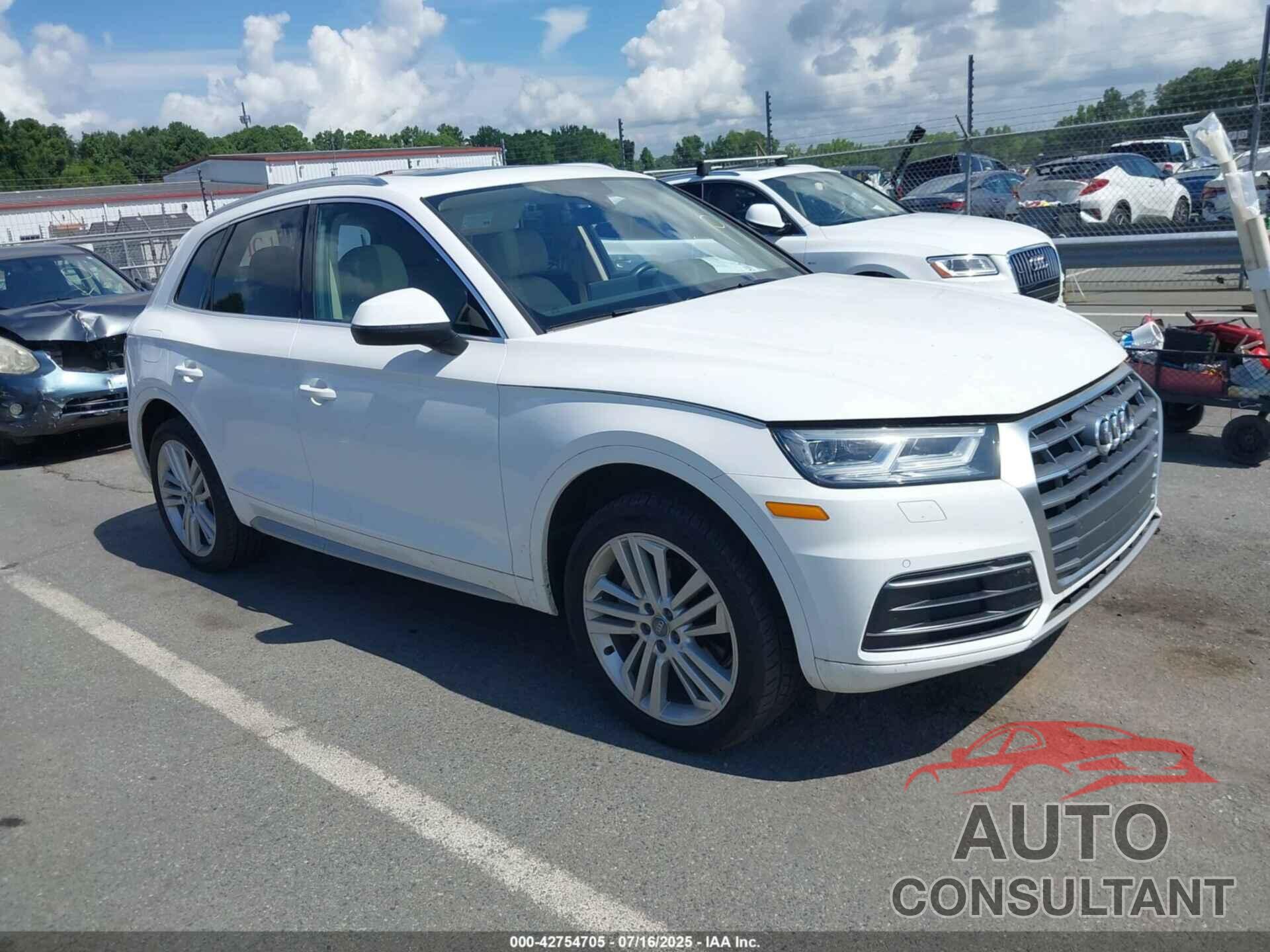 AUDI Q5 2018 - WA1BNAFY6J2010738