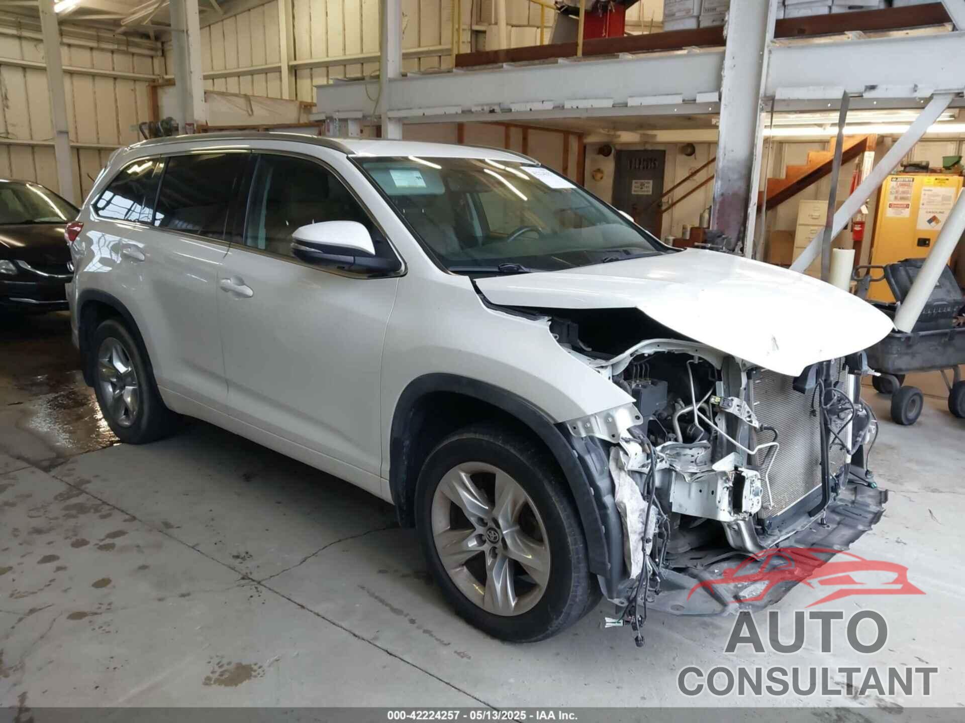 TOYOTA HIGHLANDER 2018 - 5TDDZRFH0JS813636