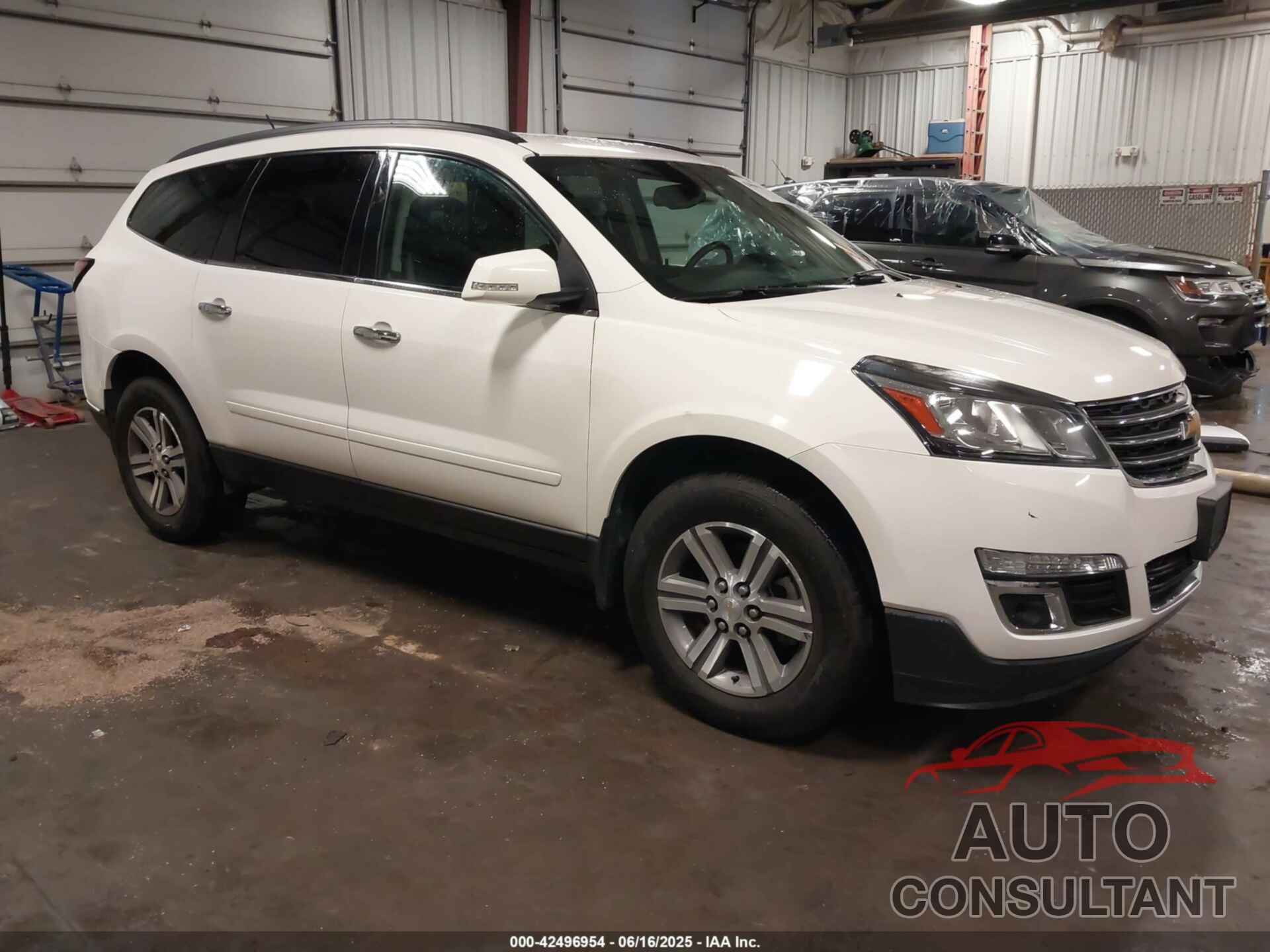 CHEVROLET TRAVERSE 2015 - 1GNKRHKD1FJ302436