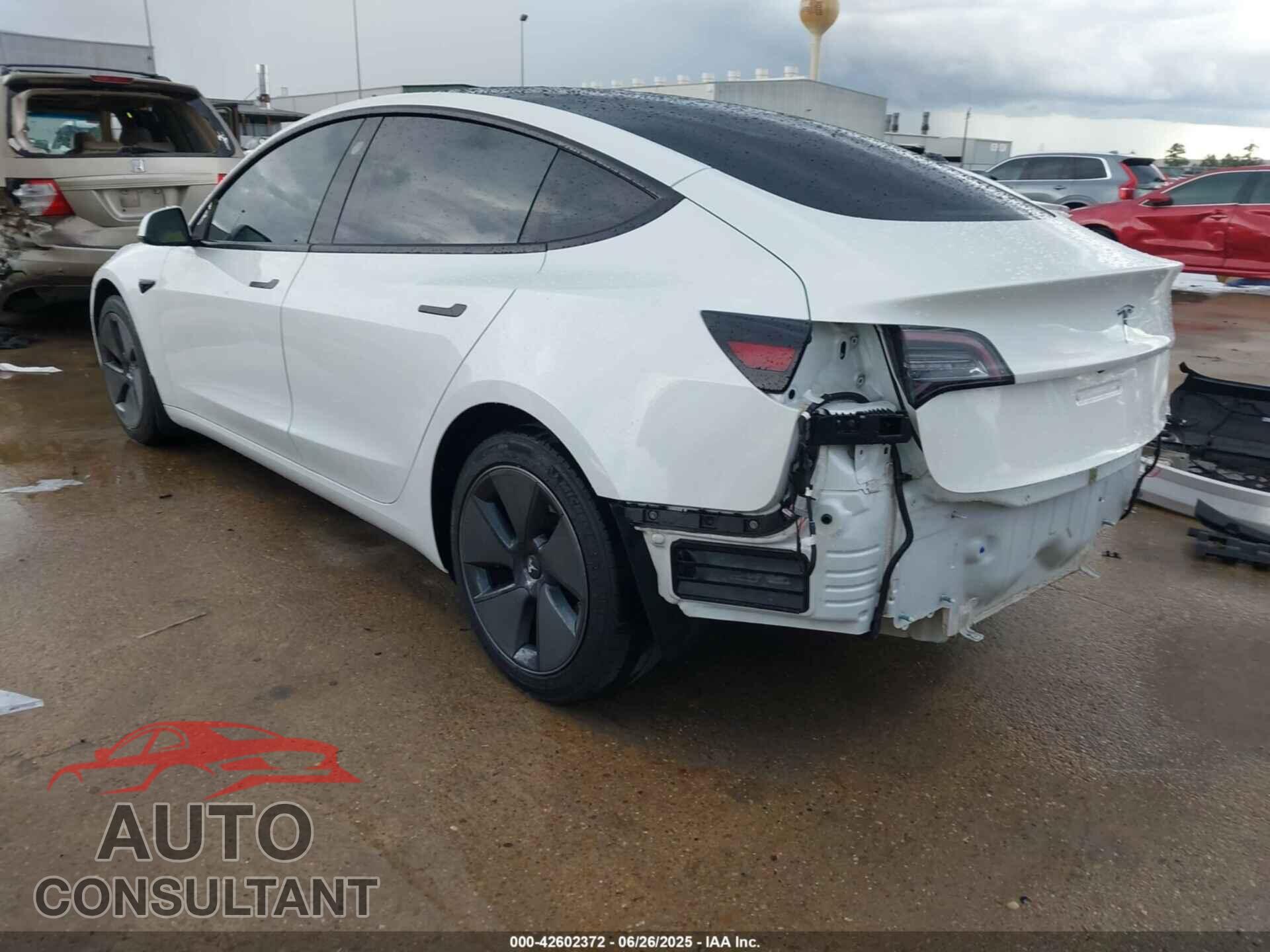 TESLA MODEL 3 2021 - 5YJ3E1EAXMF052667