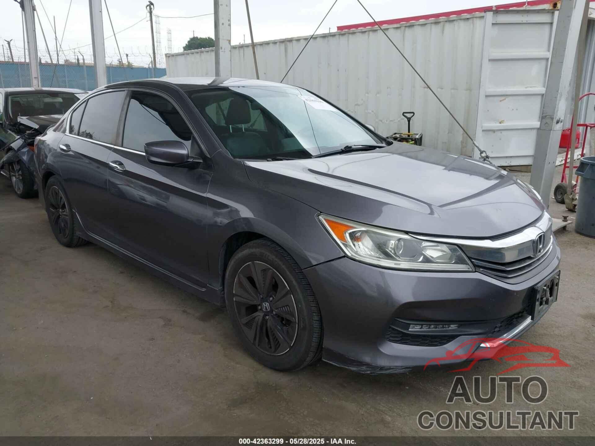 HONDA ACCORD 2017 - 1HGCR2F15HA214875