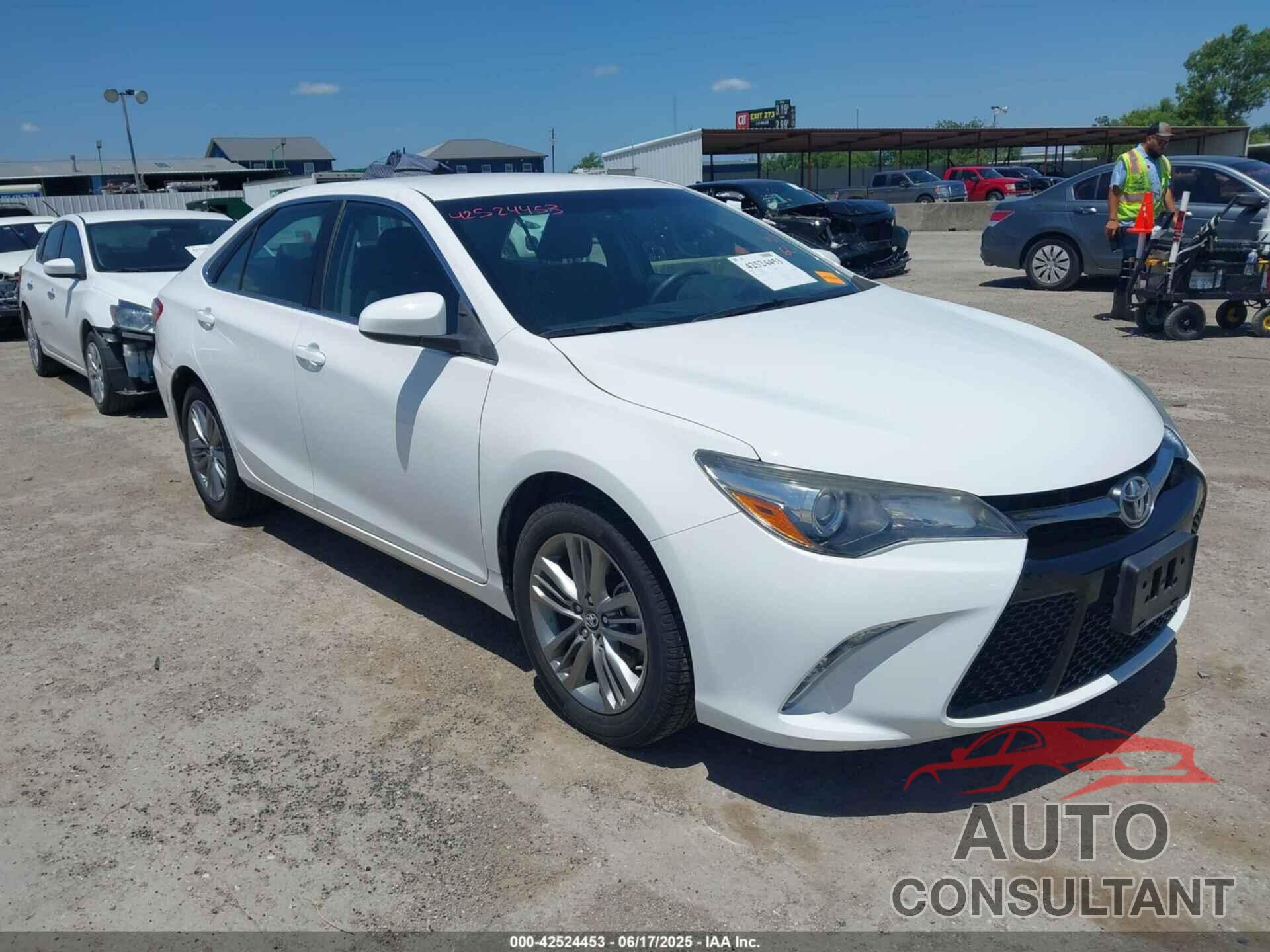 TOYOTA CAMRY 2017 - 4T1BF1FK8HU768654